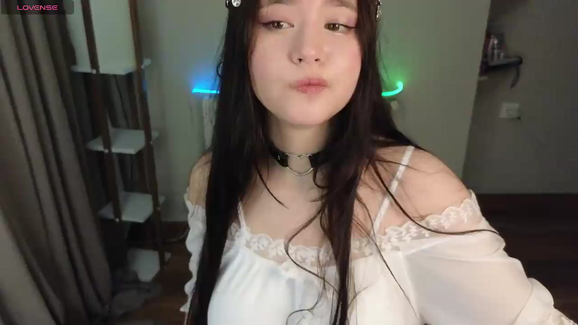 Gallery image thumbnail from Hot_goodness's myfreecams stream on, 06/25/2026, 19:31 image 6 of 20