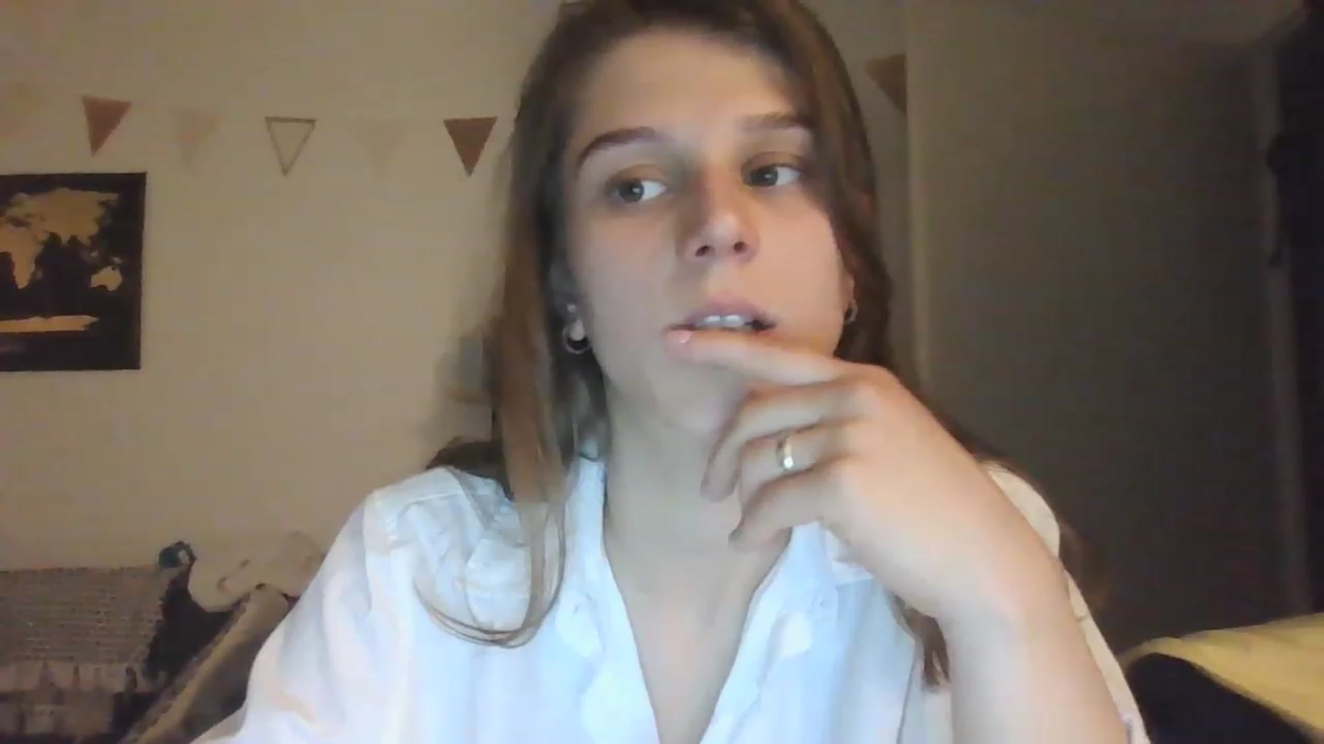 Gallery image thumbnail from Hot_kitty19's myfreecams stream on, 07/09/2023, 20:33 image 6 of 20