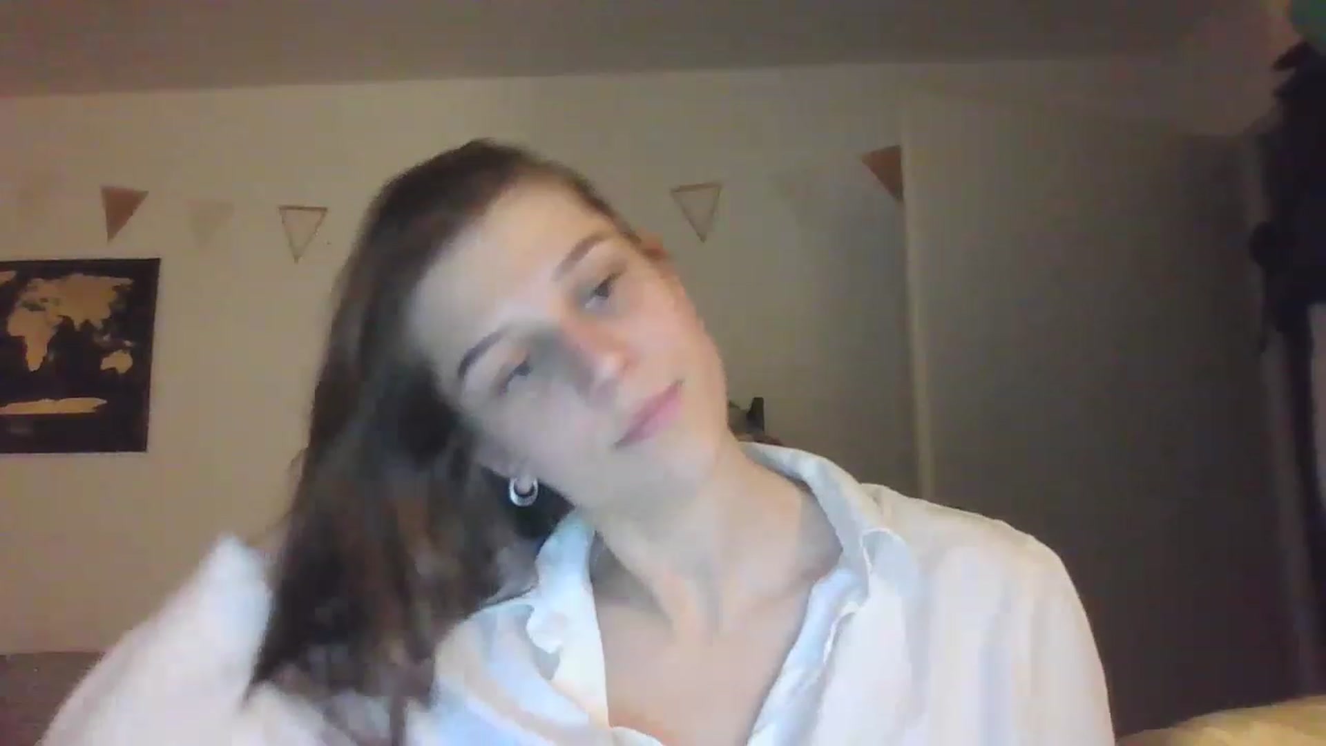 Gallery image thumbnail from Hot_kitty19's myfreecams stream on, 07/09/2023, 20:33 image 19 of 20