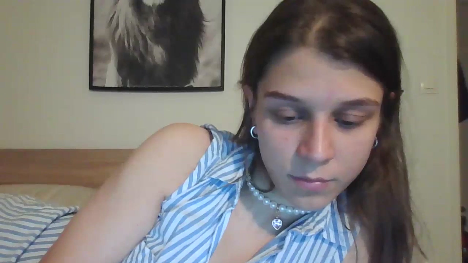 Gallery image thumbnail from Hot_kitty19's myfreecams stream on, 07/17/2023, 15:32 image 8 of 20