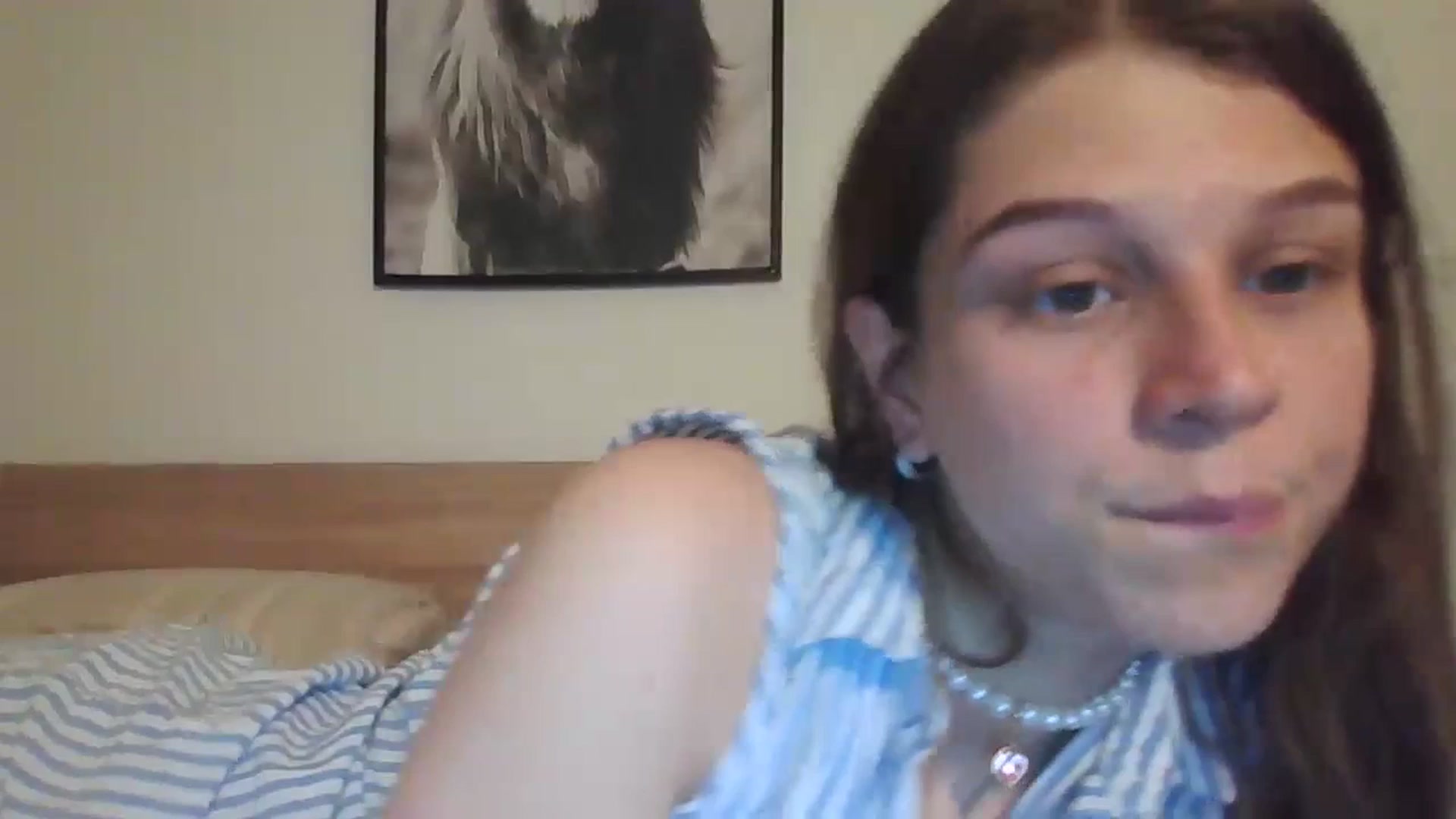 Gallery image thumbnail from Hot_kitty19's myfreecams stream on, 07/17/2023, 15:32 image 9 of 20