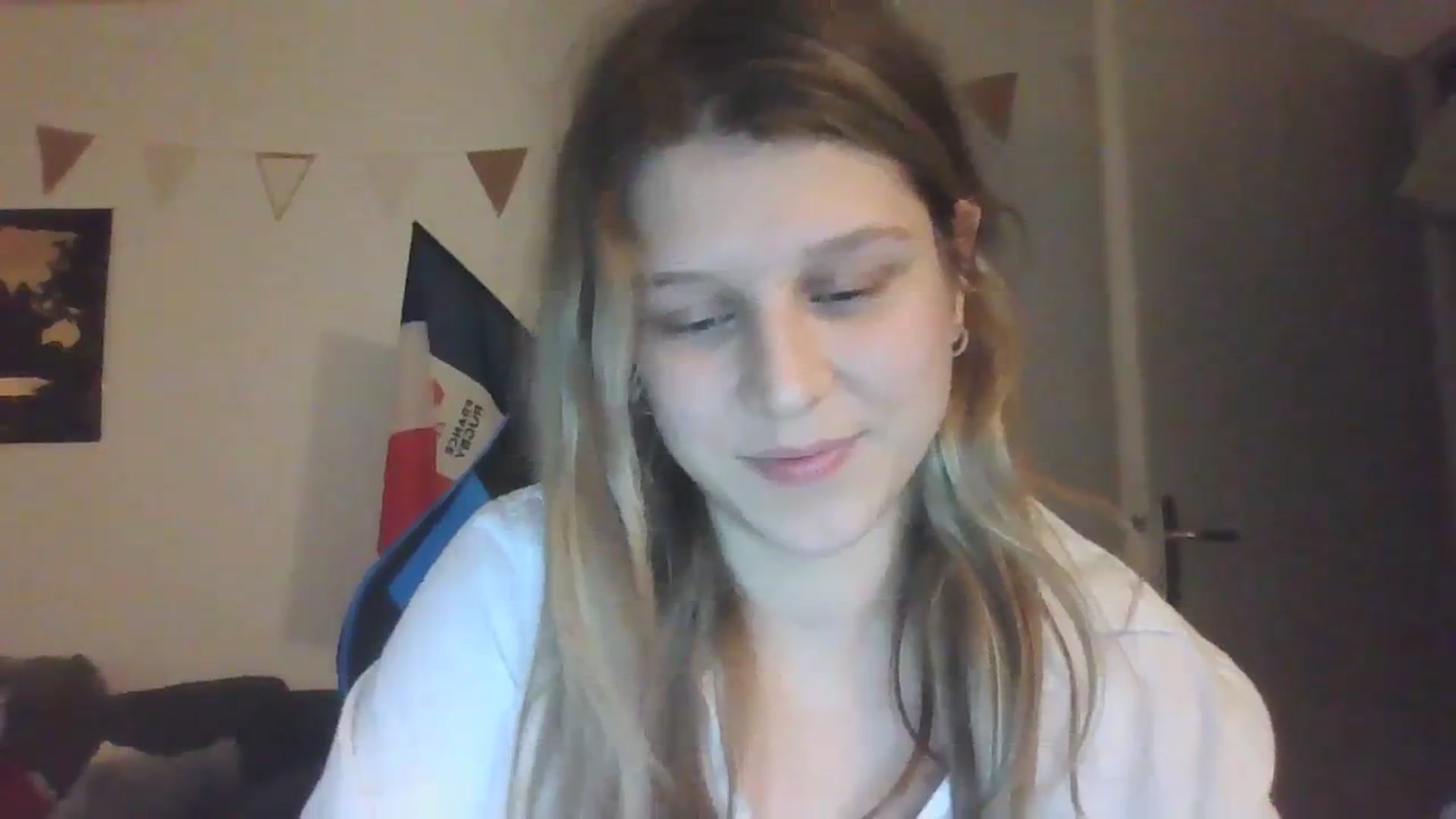 Gallery image thumbnail from Hot_kitty19's myfreecams stream on, 01/23/2024, 19:24 image 9 of 20