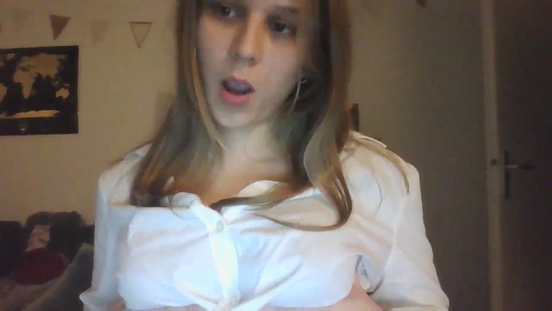Gallery image thumbnail from Hot_kitty19's myfreecams stream on, 01/23/2024, 19:24 image 19 of 20
