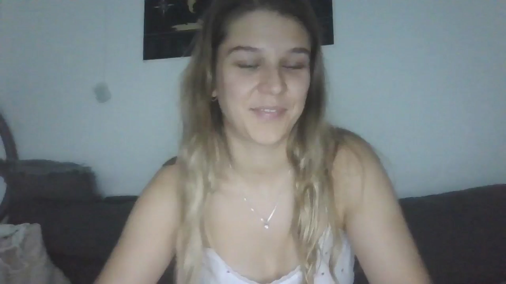 Gallery image thumbnail from Hot_kitty19's myfreecams stream on, 09/21/2025, 18:05 image 1 of 20
