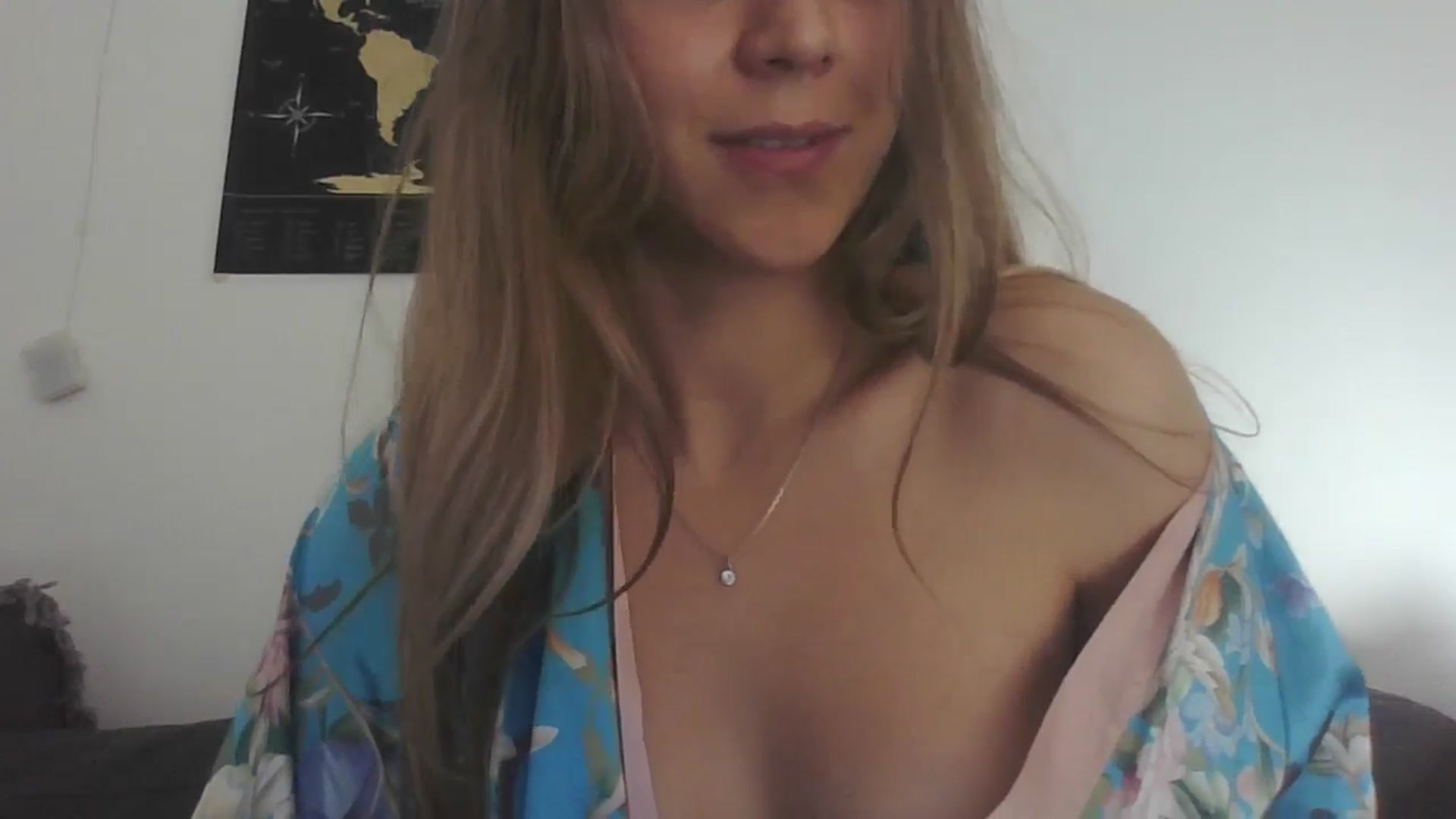 Gallery image thumbnail from Hot_kitty19's myfreecams stream on, 09/28/2025, 15:35 image 4 of 20