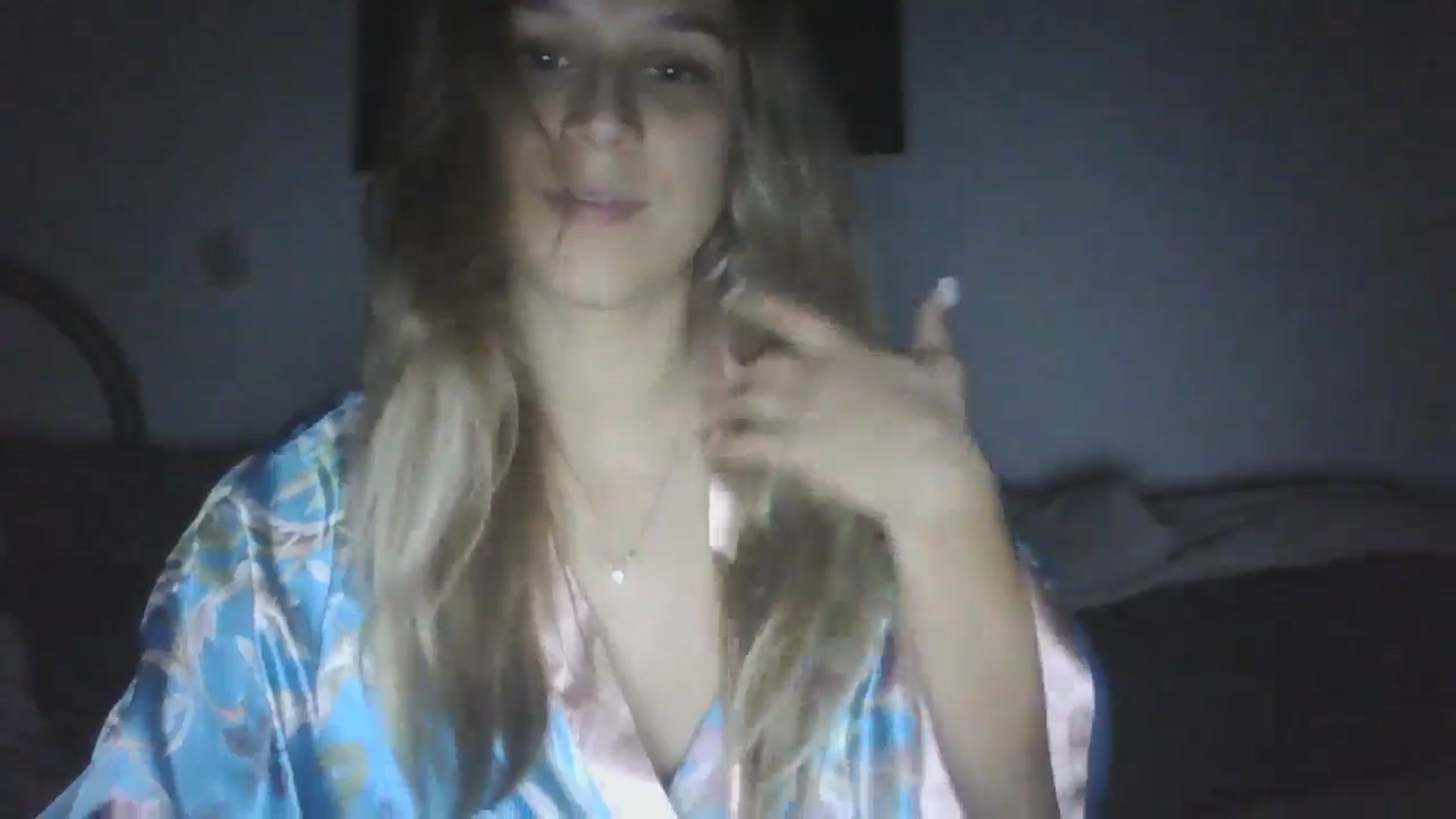 Gallery image thumbnail from Hot_kitty19's myfreecams stream on, 09/28/2025, 20:09 image 9 of 20