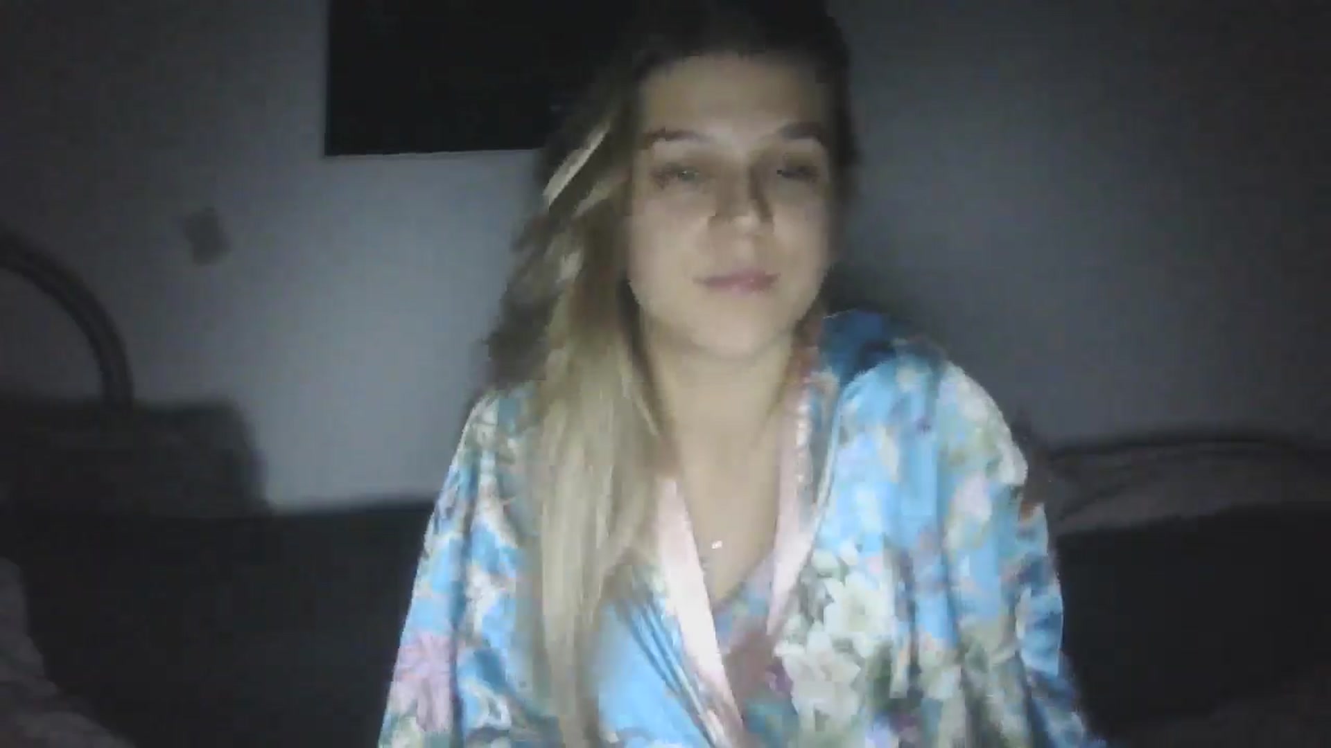 Gallery image thumbnail from Hot_kitty19's myfreecams stream on, 09/28/2025, 20:09 image 6 of 20