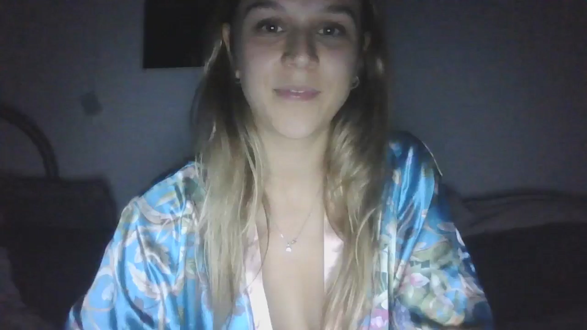 Gallery image thumbnail from Hot_kitty19's myfreecams stream on, 09/28/2025, 20:09 image 11 of 20