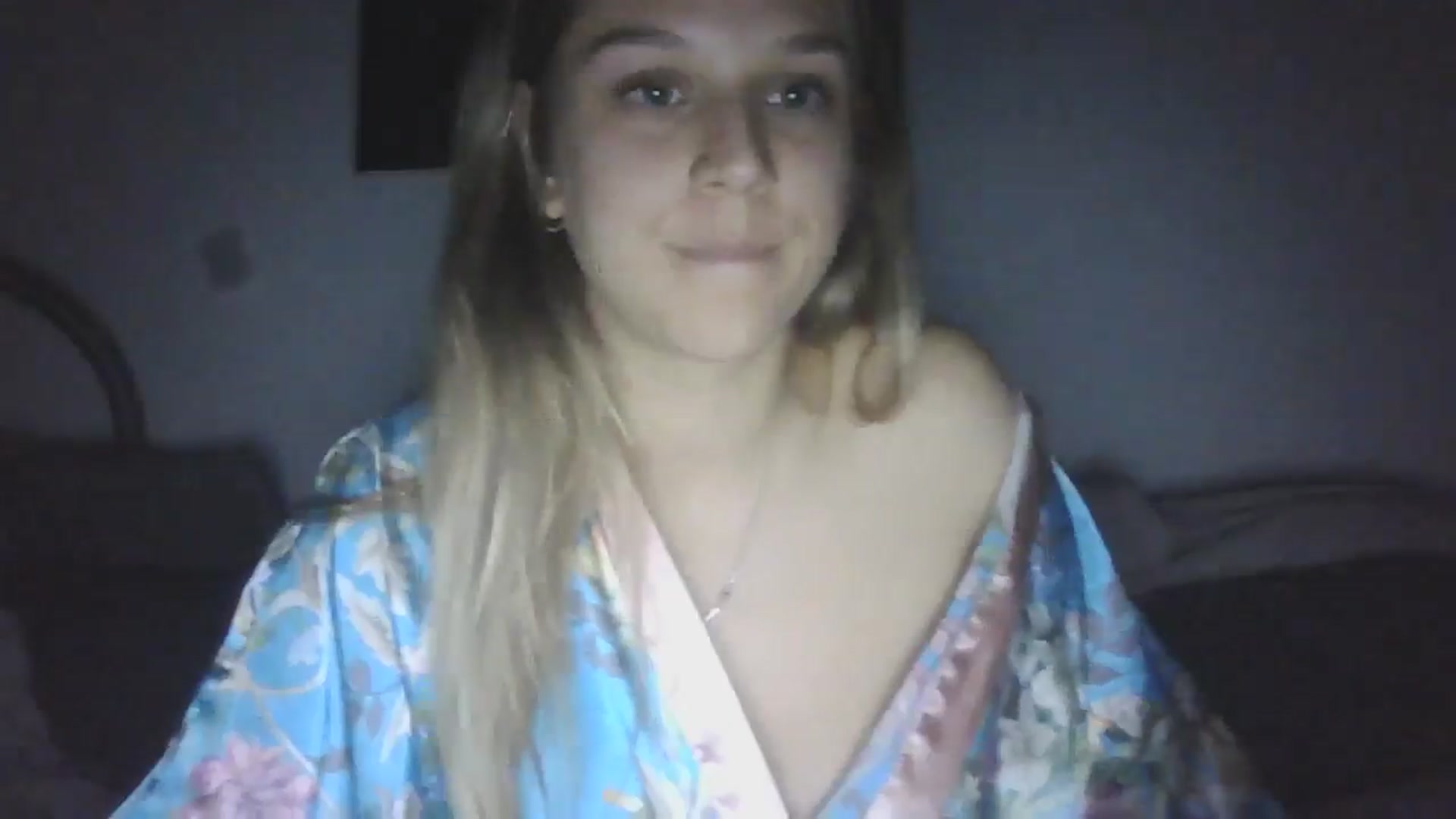 Gallery image thumbnail from Hot_kitty19's myfreecams stream on, 09/28/2025, 20:09 image 5 of 20
