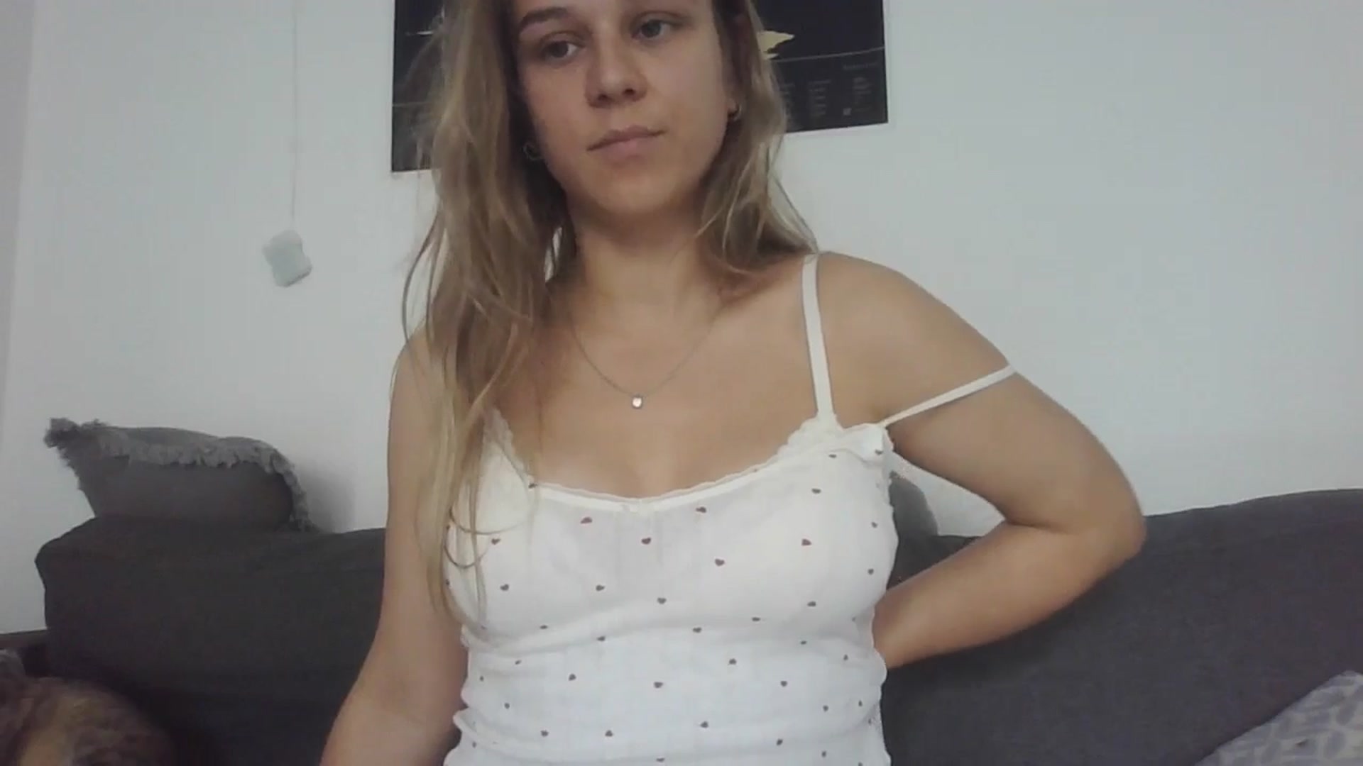 Gallery image thumbnail from Hot_kitty19's myfreecams stream on, 10/05/2025, 13:04 image 19 of 20