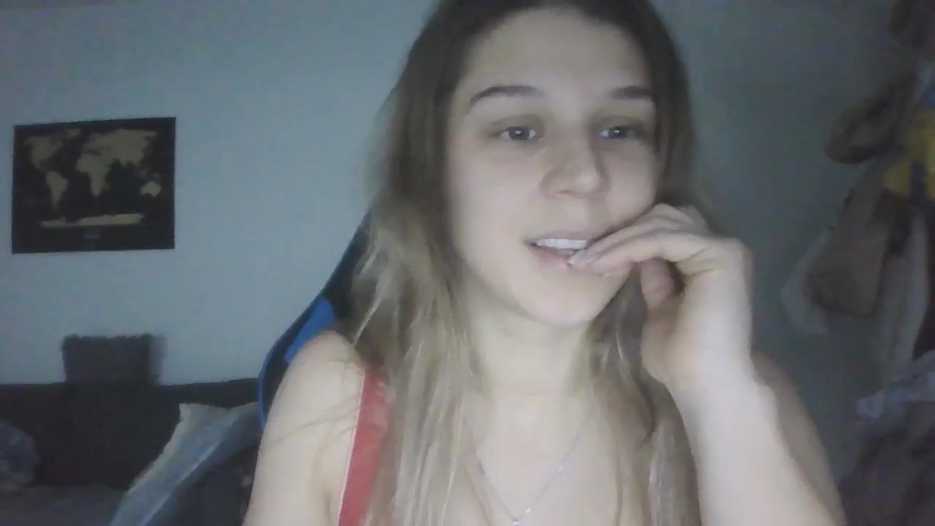 Gallery image thumbnail from Hot_kitty19's myfreecams stream on, 01/01/2026, 14:57 image 5 of 20