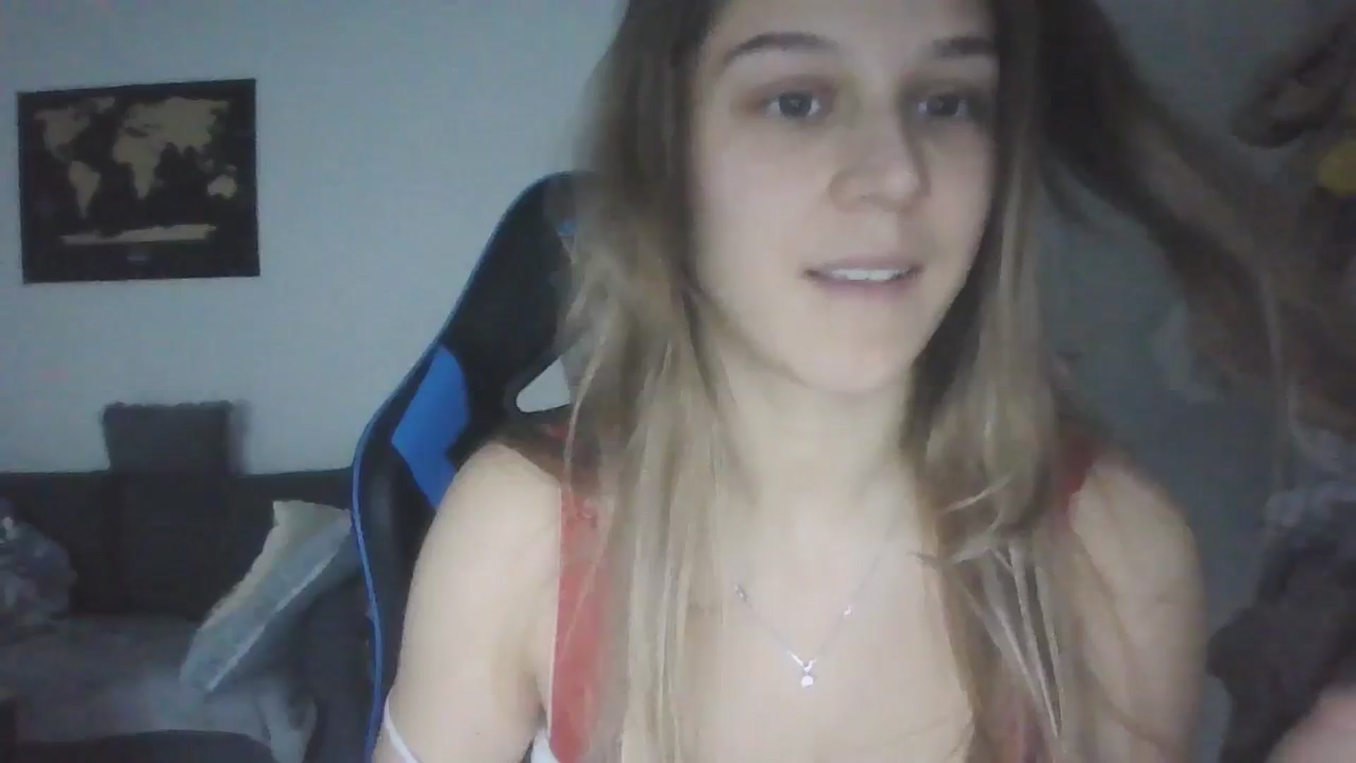 Gallery image thumbnail from Hot_kitty19's myfreecams stream on, 01/01/2026, 14:57 image 10 of 20