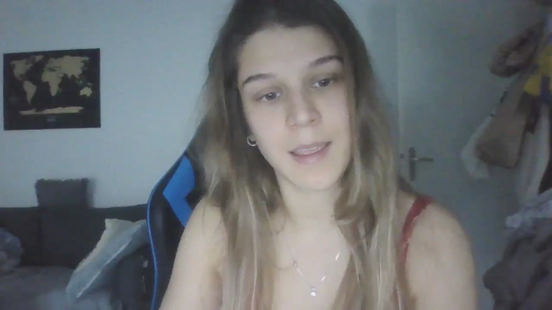 Gallery image thumbnail from Hot_kitty19's myfreecams stream on, 01/01/2026, 14:57 image 13 of 20