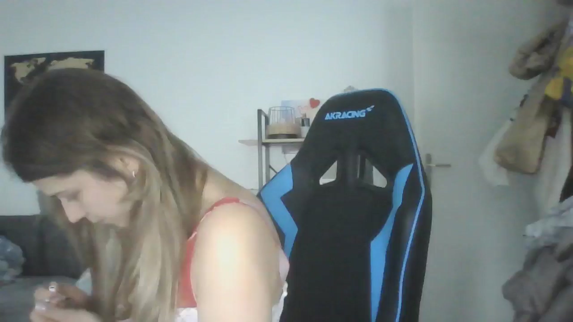 Gallery image thumbnail from Hot_kitty19's myfreecams stream on, 01/01/2026, 14:57 image 14 of 20
