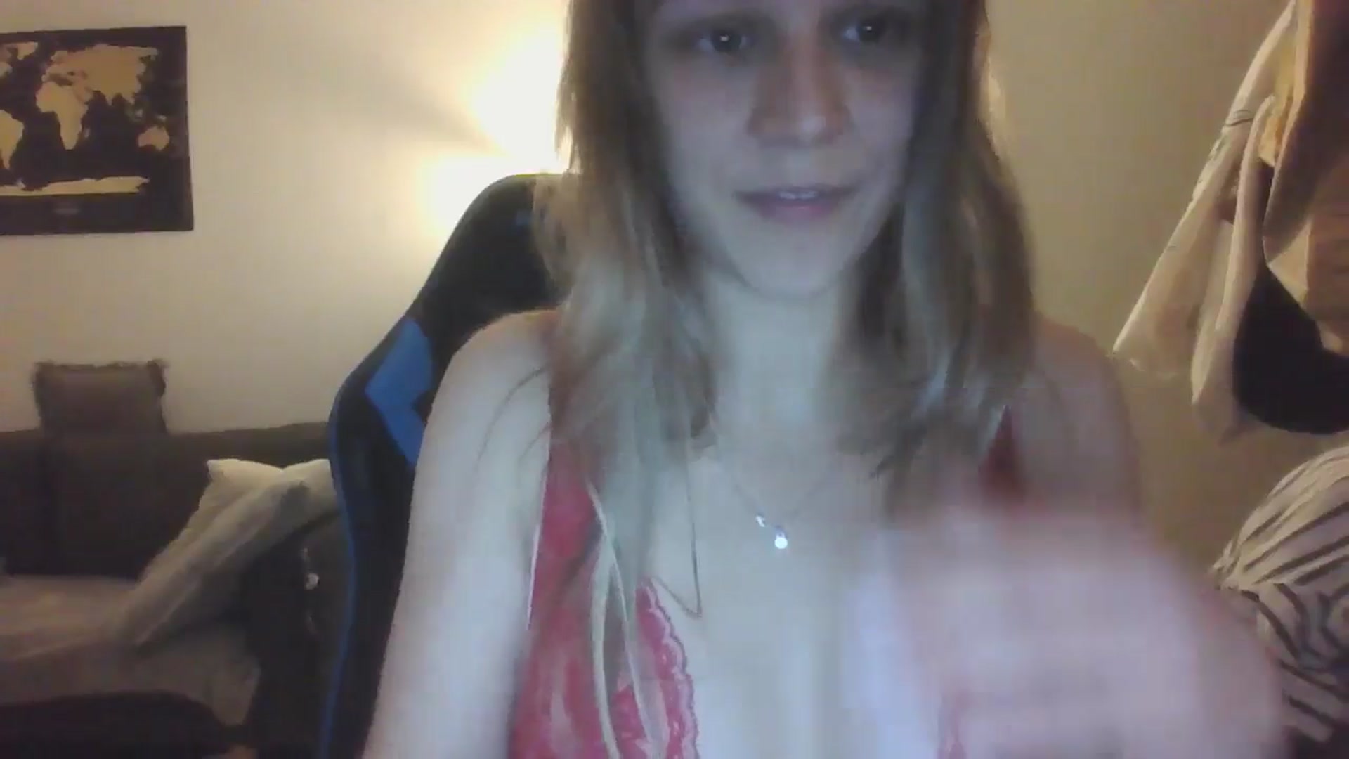 Gallery image thumbnail from Hot_kitty19's myfreecams stream on, 01/01/2026, 19:44 image 10 of 20
