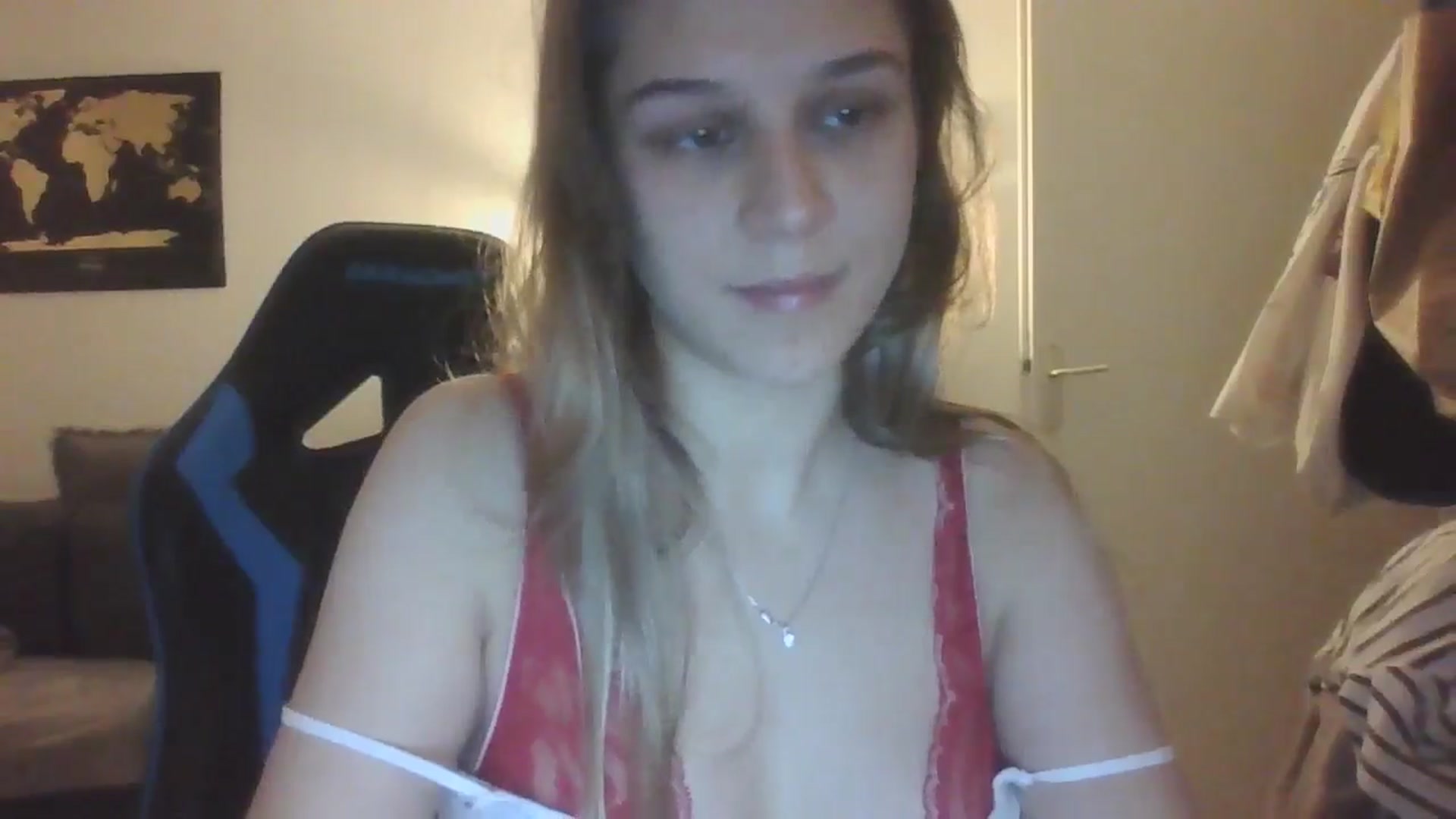 Gallery image thumbnail from Hot_kitty19's myfreecams stream on, 01/01/2026, 19:44 image 2 of 20