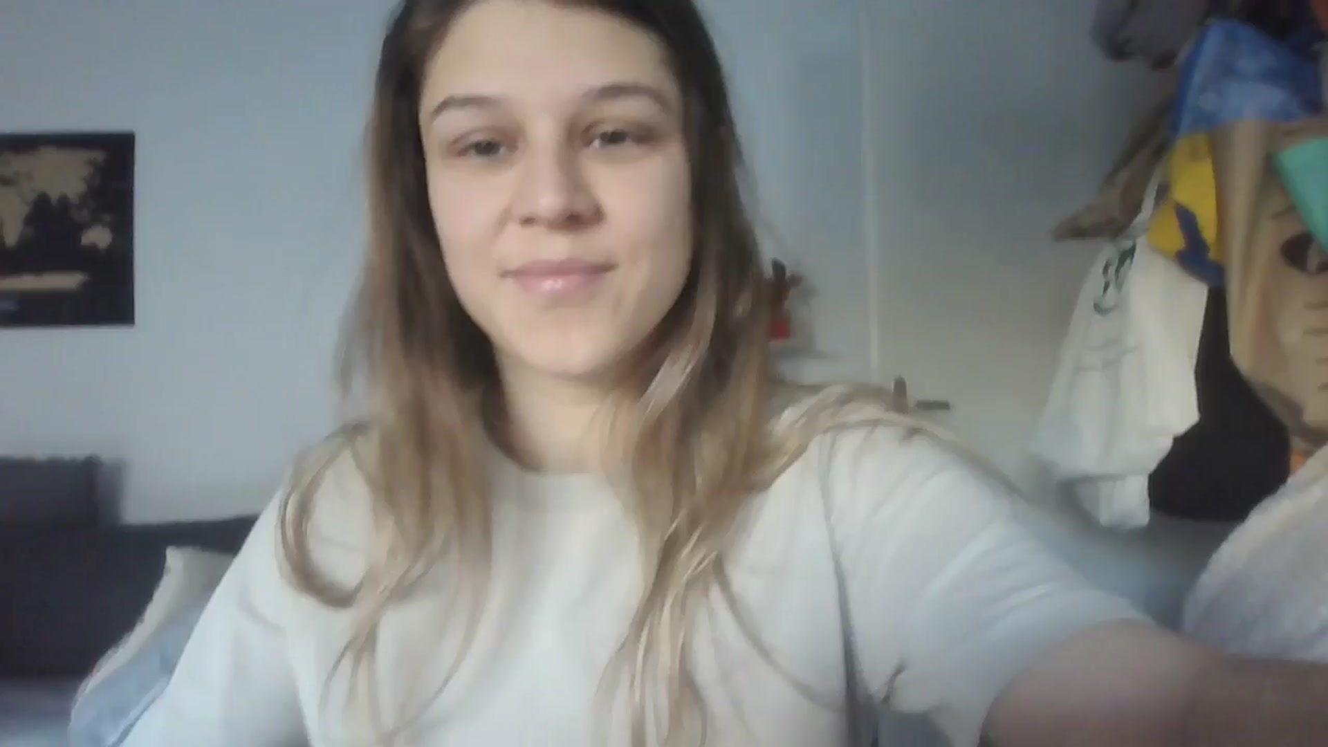 Gallery image thumbnail from Hot_kitty19's myfreecams stream on, 01/04/2026, 13:33 image 1 of 20