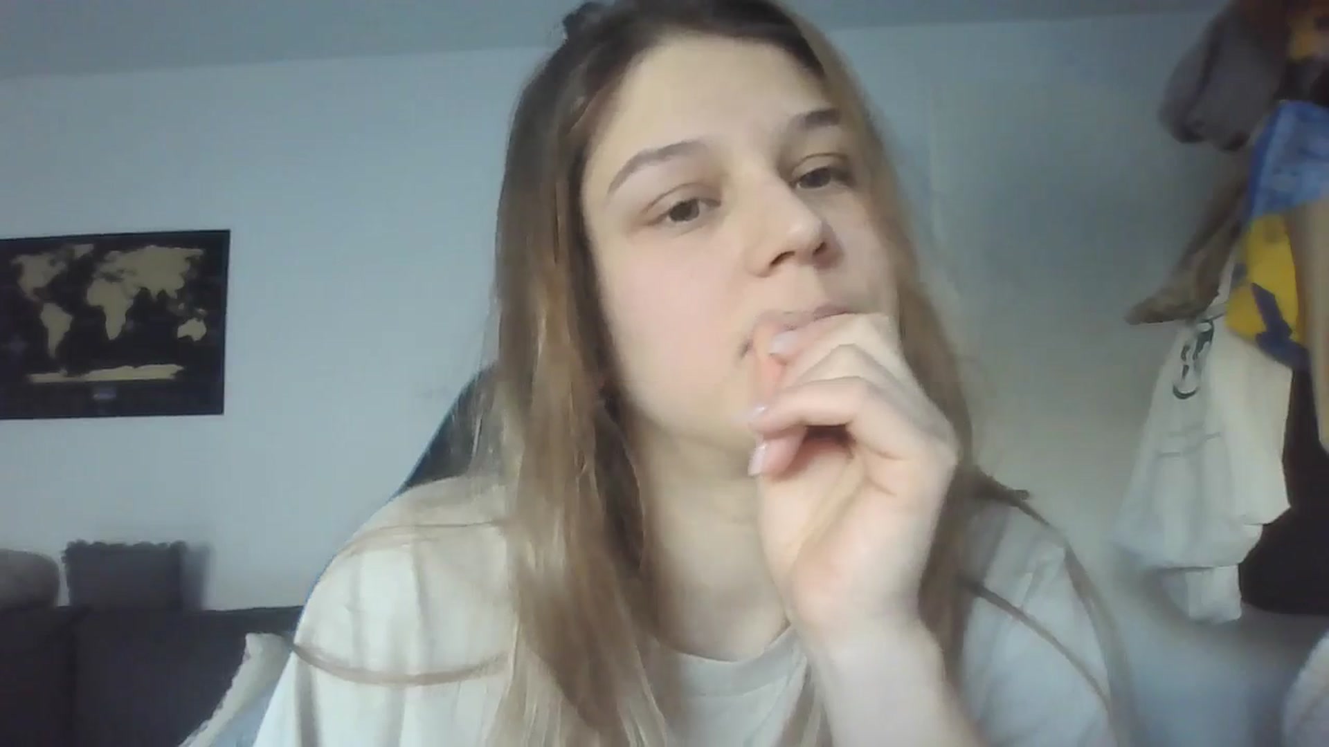 Gallery image thumbnail from Hot_kitty19's myfreecams stream on, 01/04/2026, 13:33 image 19 of 20