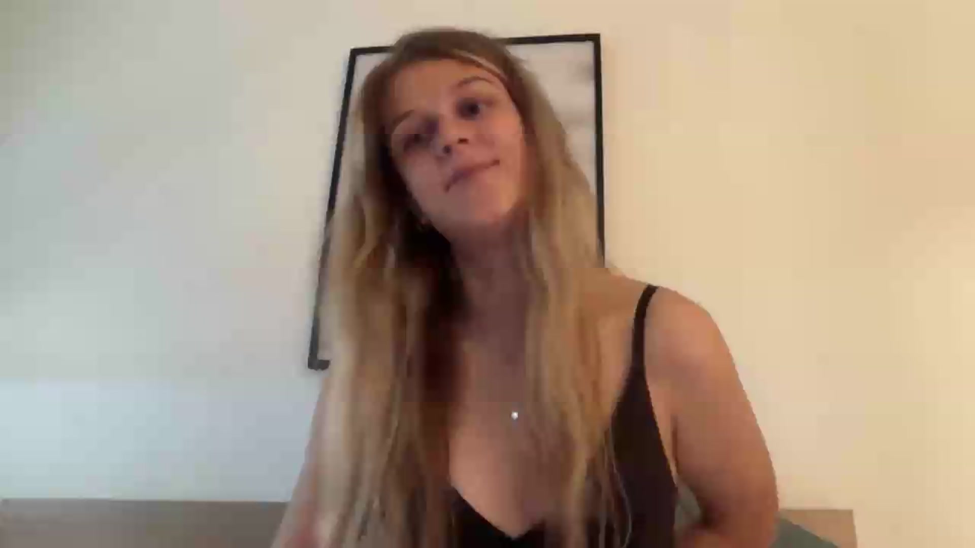 Gallery image thumbnail from Hot_kitty19's myfreecams stream on, 08/30/2026, 15:57 image 1 of 20