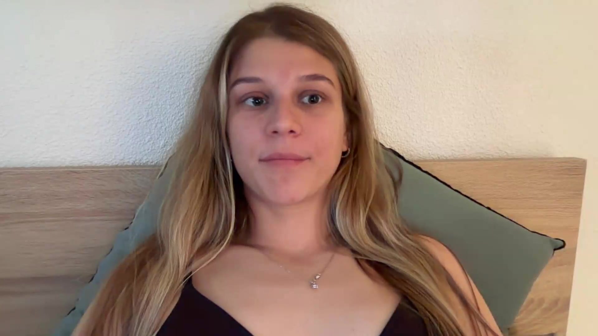 Gallery image thumbnail from Hot_kitty19's myfreecams stream on, 08/30/2026, 15:57 image 13 of 20
