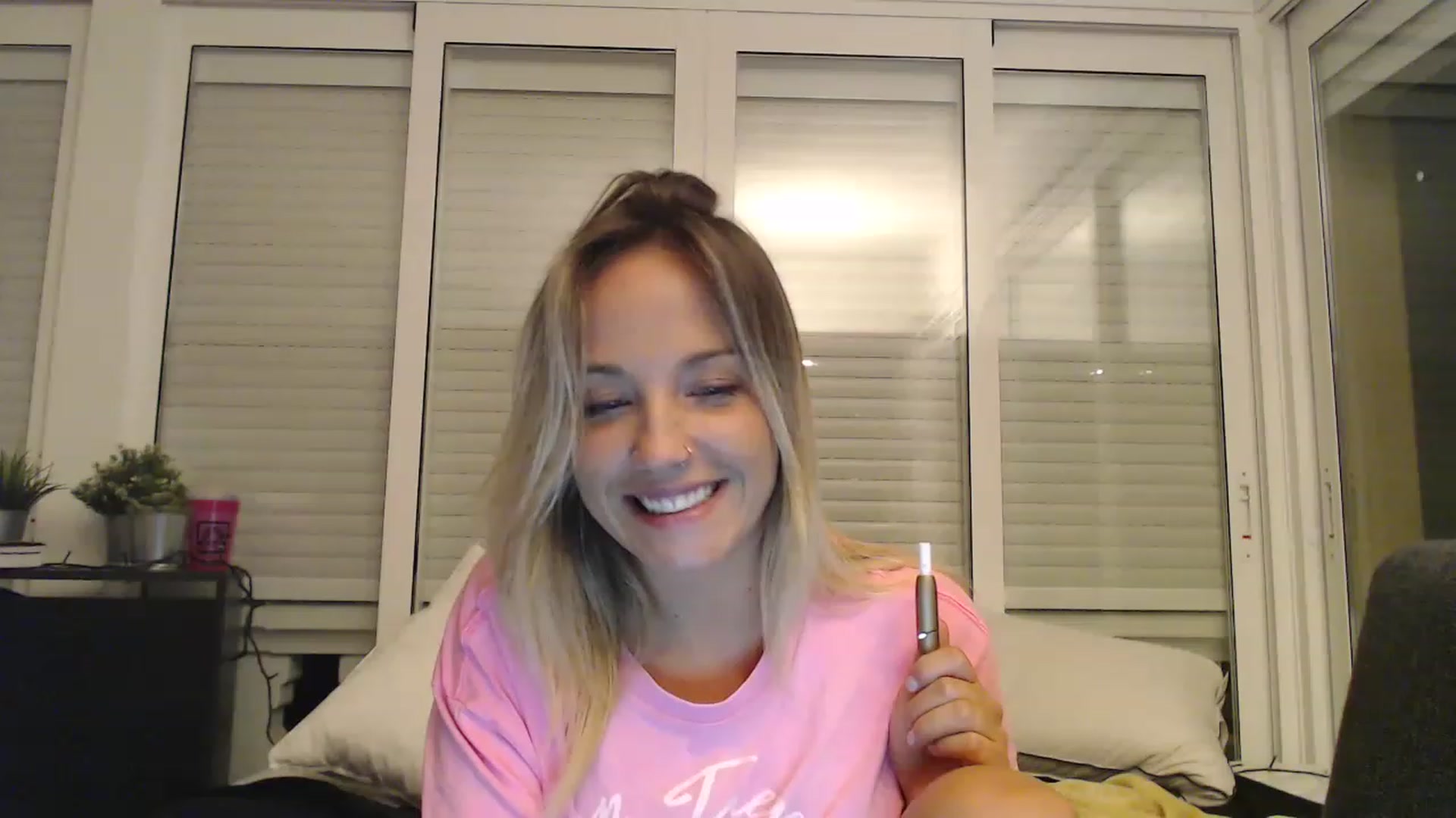 Gallery image thumbnail from Hotangelalli's myfreecams stream on, 11/26/2022, 23:51 image 20 of 20