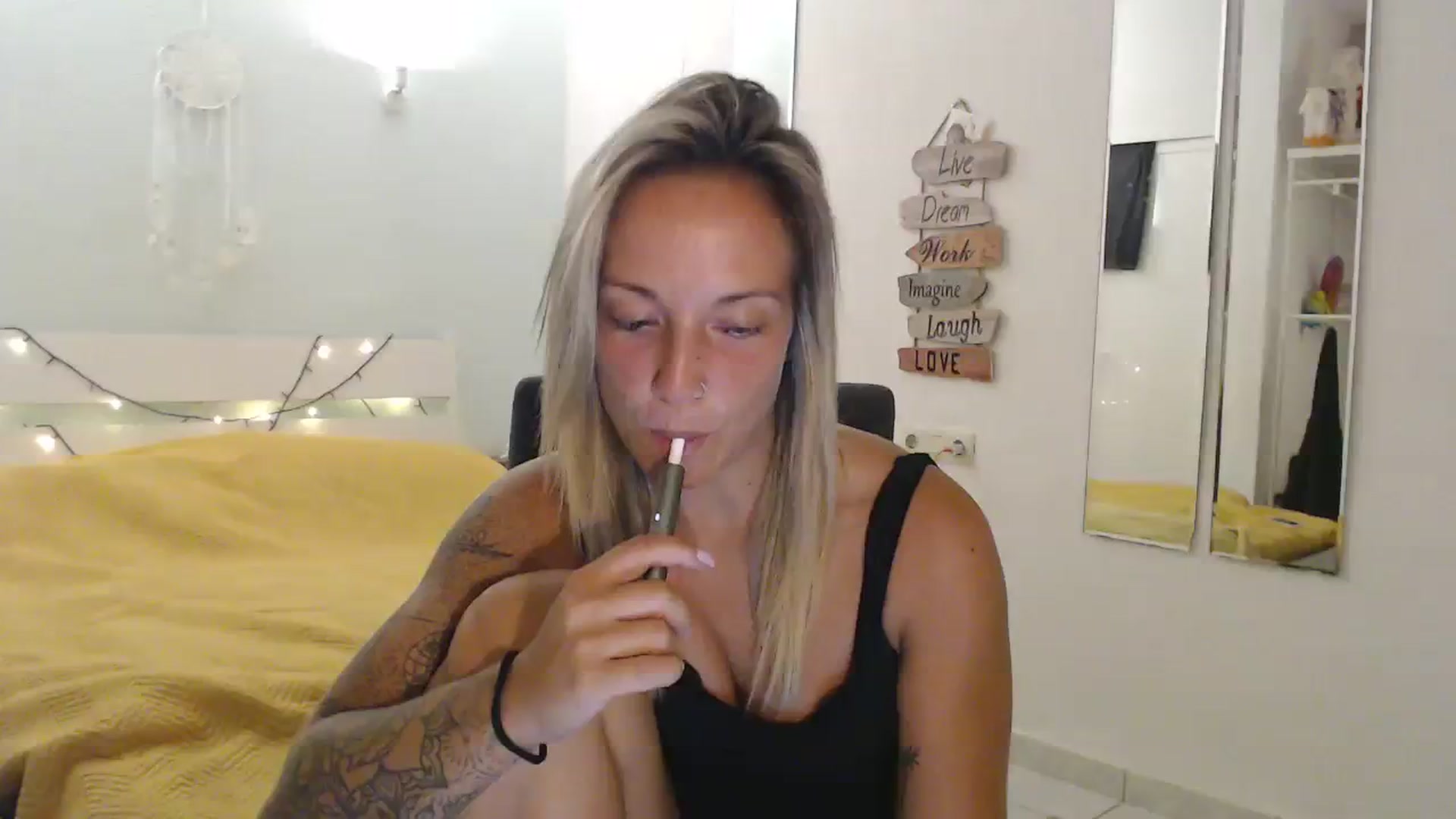 Gallery image thumbnail from Hotangelalli's myfreecams stream on, 07/23/2023, 22:27 image 5 of 20