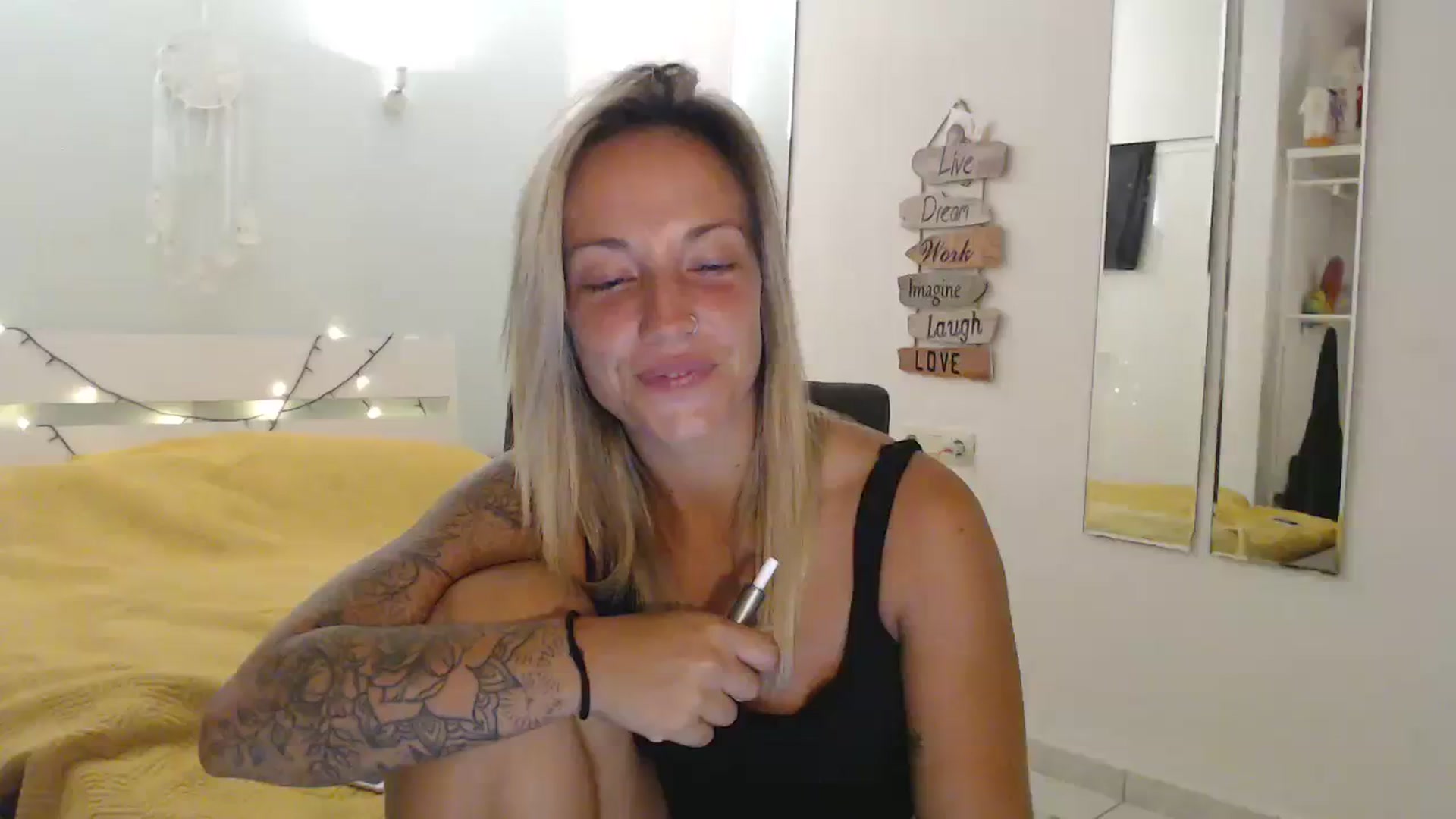 Gallery image thumbnail from Hotangelalli's myfreecams stream on, 07/23/2023, 22:27 image 13 of 20