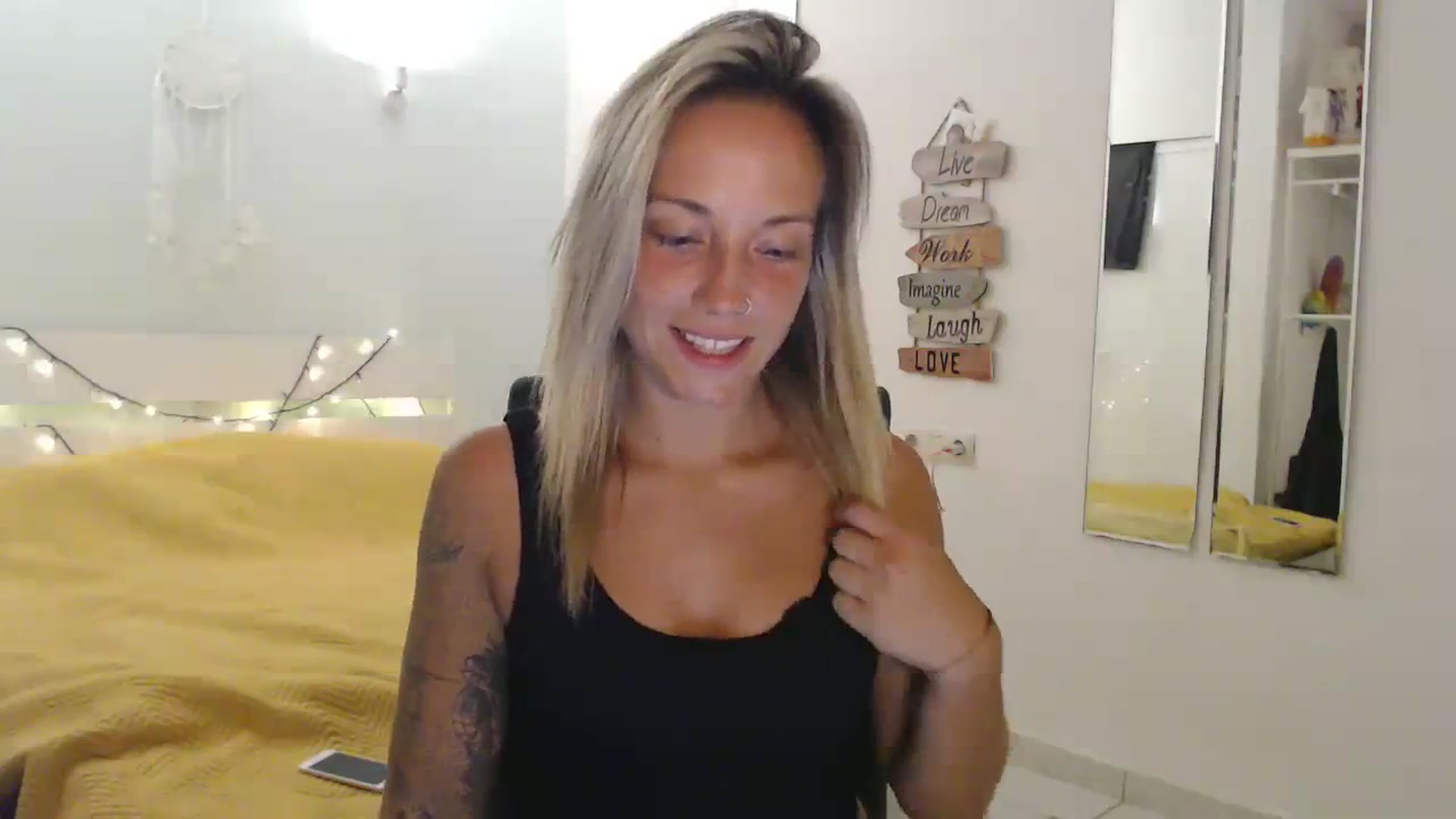 Gallery image thumbnail from Hotangelalli's myfreecams stream on, 07/23/2023, 22:27 image 11 of 20