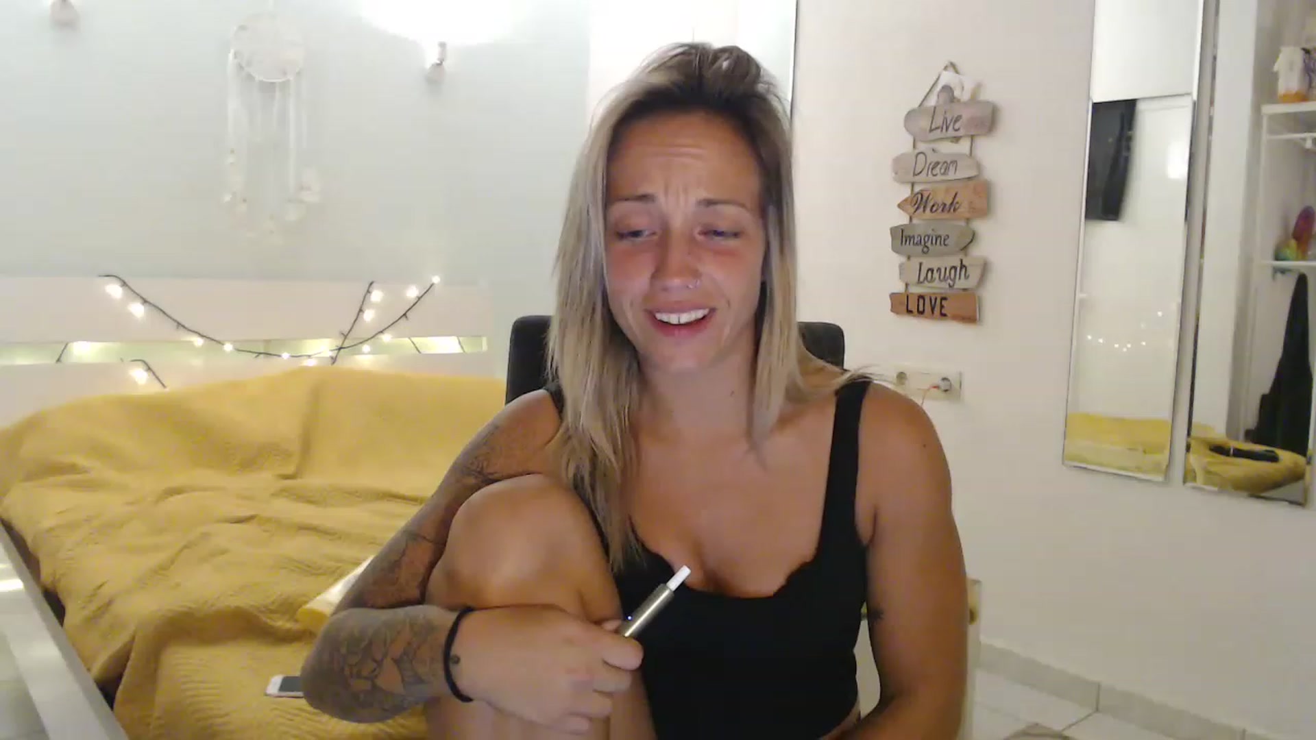 Gallery image thumbnail from Hotangelalli's myfreecams stream on, 07/23/2023, 23:42 image 4 of 20