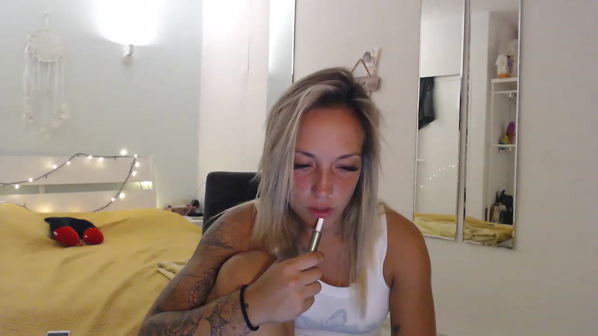 Gallery image thumbnail from Hotangelalli's myfreecams stream on, 07/27/2023, 23:23 image 12 of 20