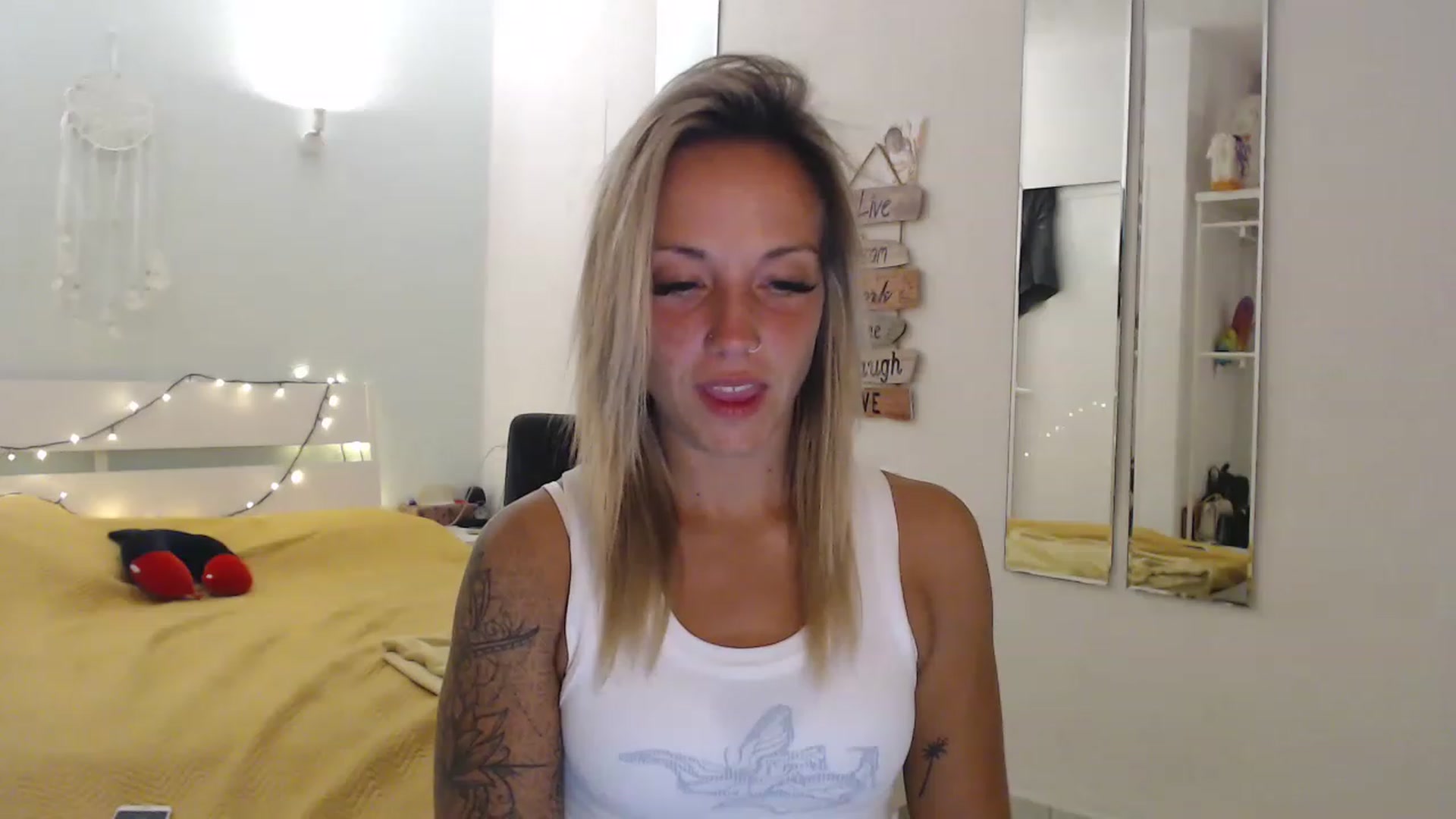 Gallery image thumbnail from Hotangelalli's myfreecams stream on, 07/27/2023, 23:23 image 6 of 20