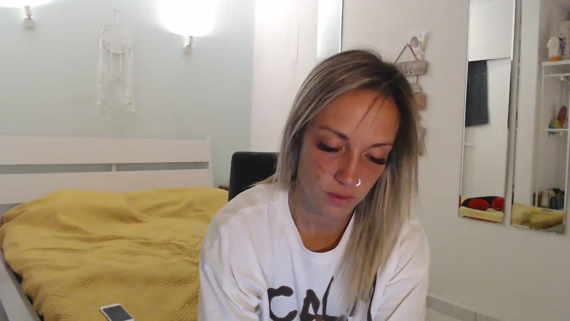 Gallery image thumbnail from Hotangelalli's myfreecams stream on, 08/26/2023, 24:46 image 13 of 20