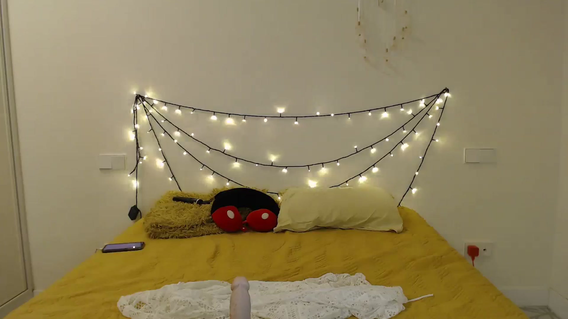 Gallery image thumbnail from Hotangelalli's myfreecams stream on, 01/24/2024, 23:31 image 8 of 20
