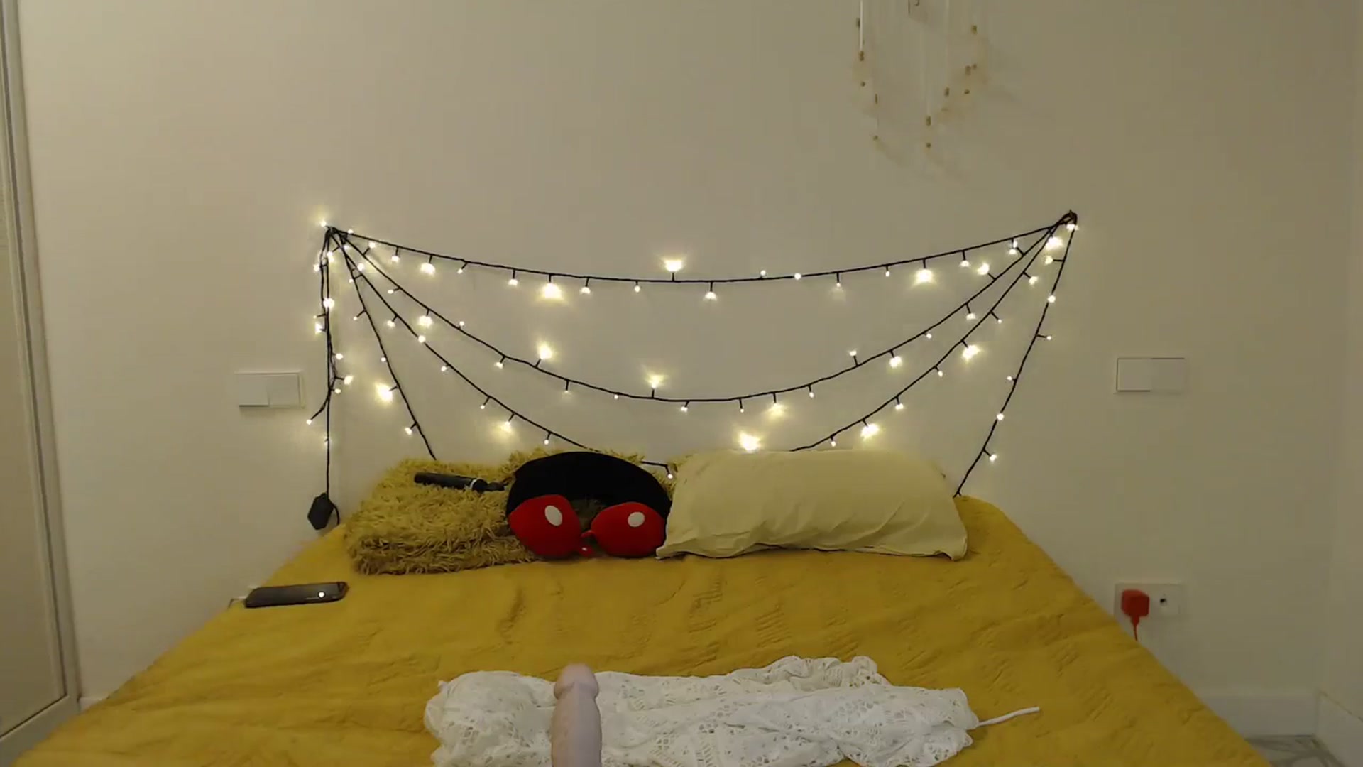 Gallery image thumbnail from Hotangelalli's myfreecams stream on, 01/24/2024, 23:31 image 9 of 20
