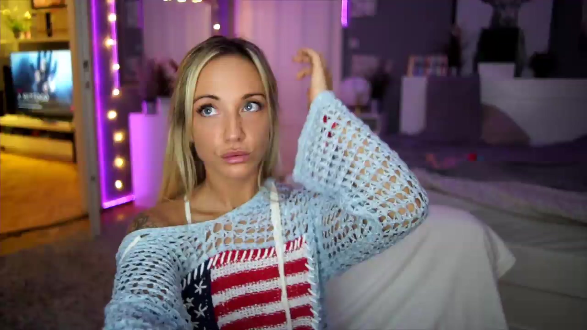 Gallery image thumbnail from Hotangelalli's myfreecams stream on, 08/22/2026, 24:59 image 4 of 20