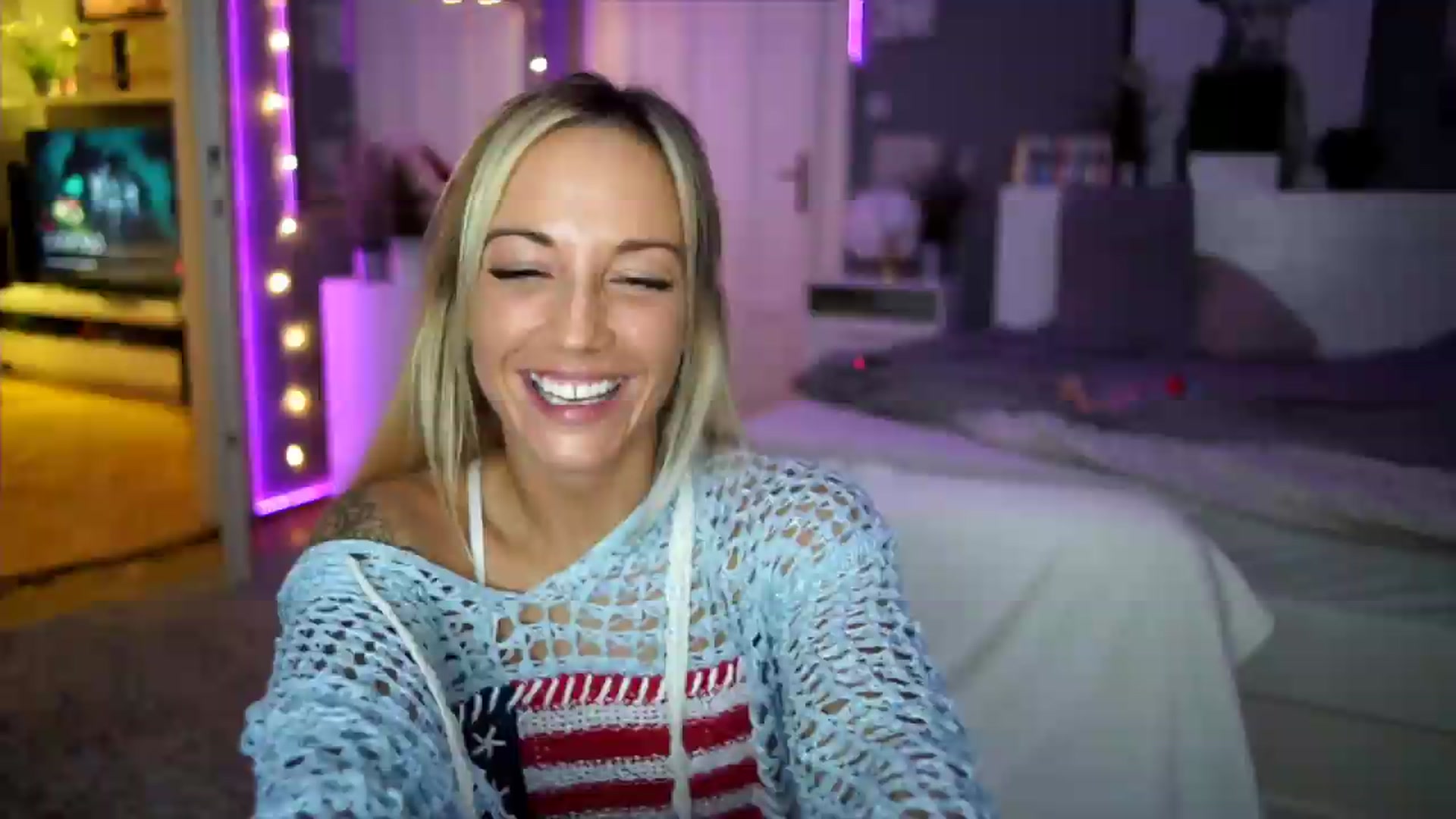 Gallery image thumbnail from Hotangelalli's myfreecams stream on, 08/22/2026, 24:59 image 11 of 20