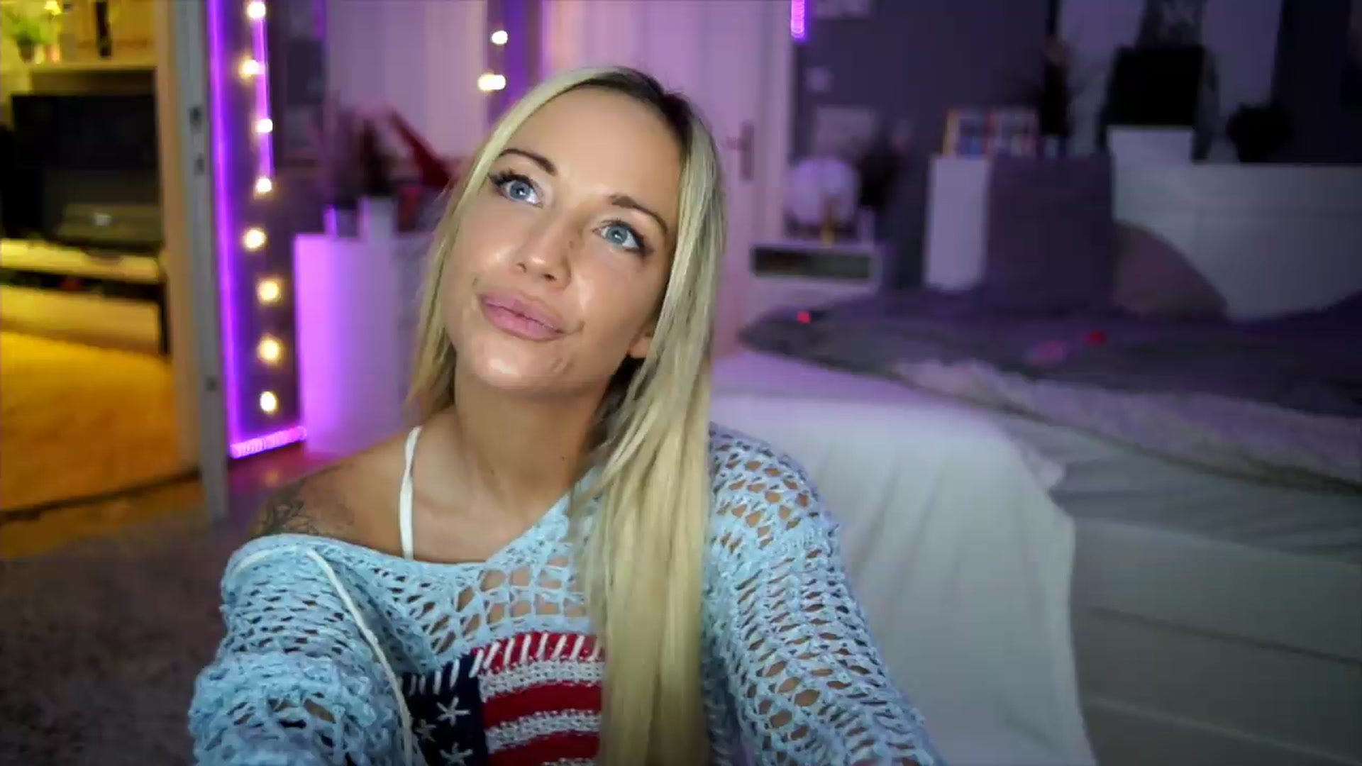 Gallery image thumbnail from Hotangelalli's myfreecams stream on, 08/22/2026, 02:44 image 12 of 20