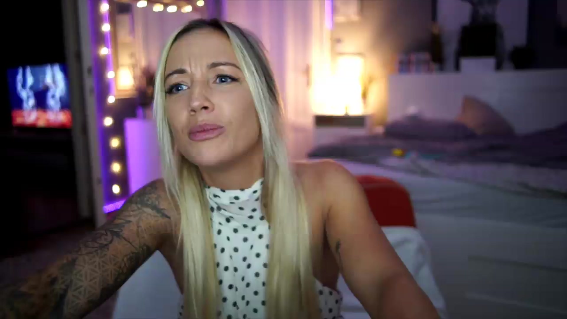 Gallery image thumbnail from Hotangelalli's myfreecams stream on, 08/23/2026, 03:19 image 9 of 20