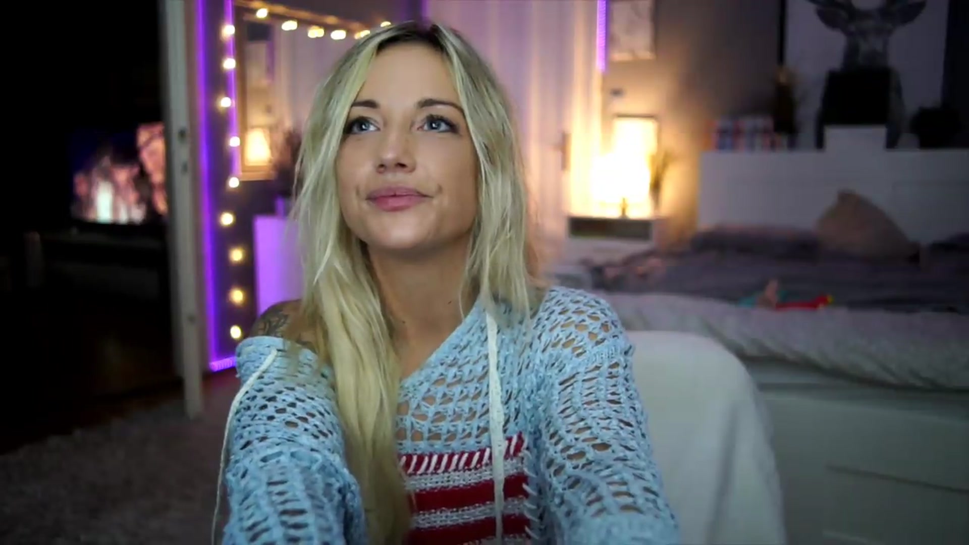 Gallery image thumbnail from Hotangelalli's myfreecams stream on, 08/25/2026, 02:16 image 2 of 20
