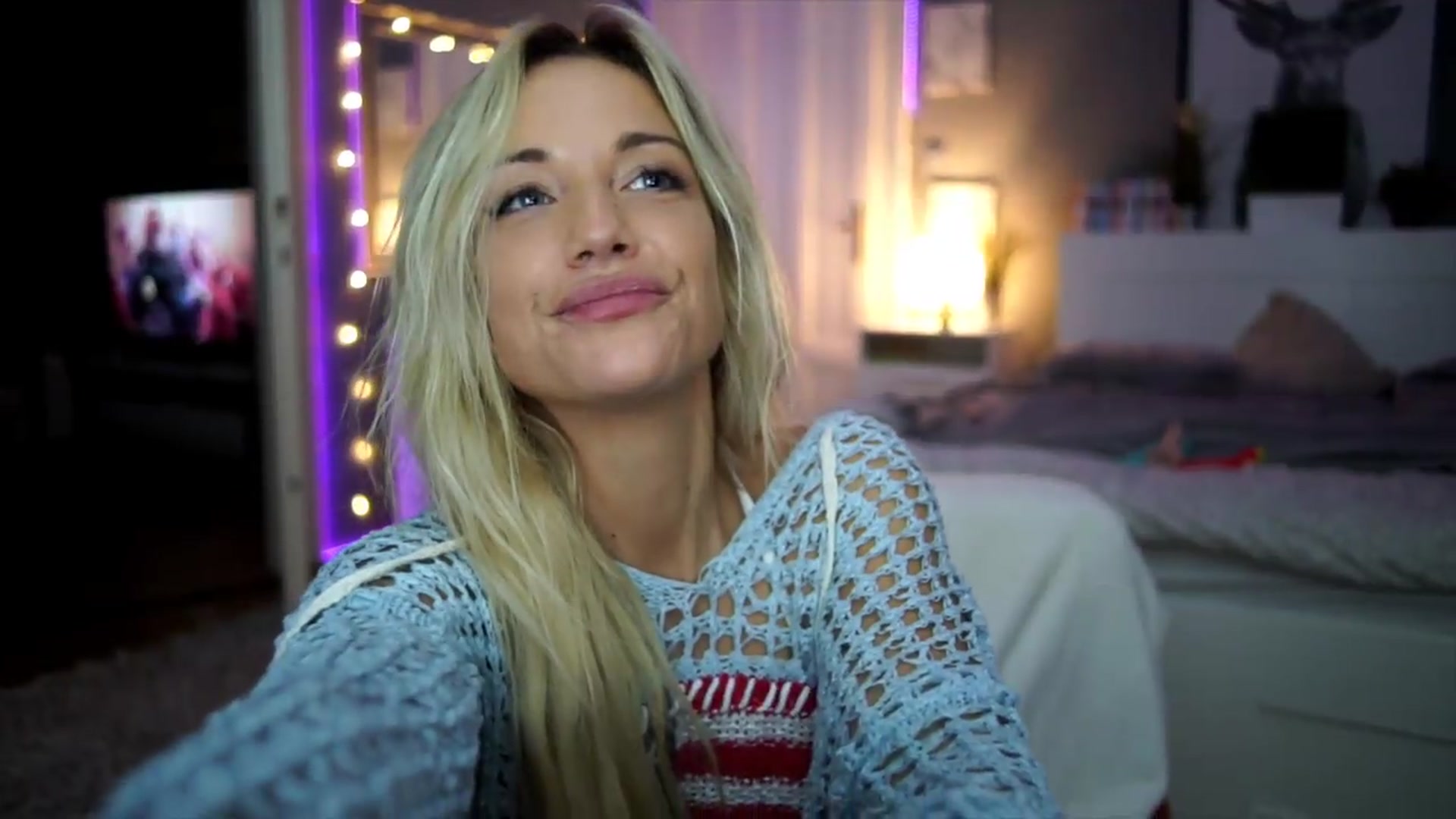 Gallery image thumbnail from Hotangelalli's myfreecams stream on, 08/25/2026, 02:16 image 18 of 20