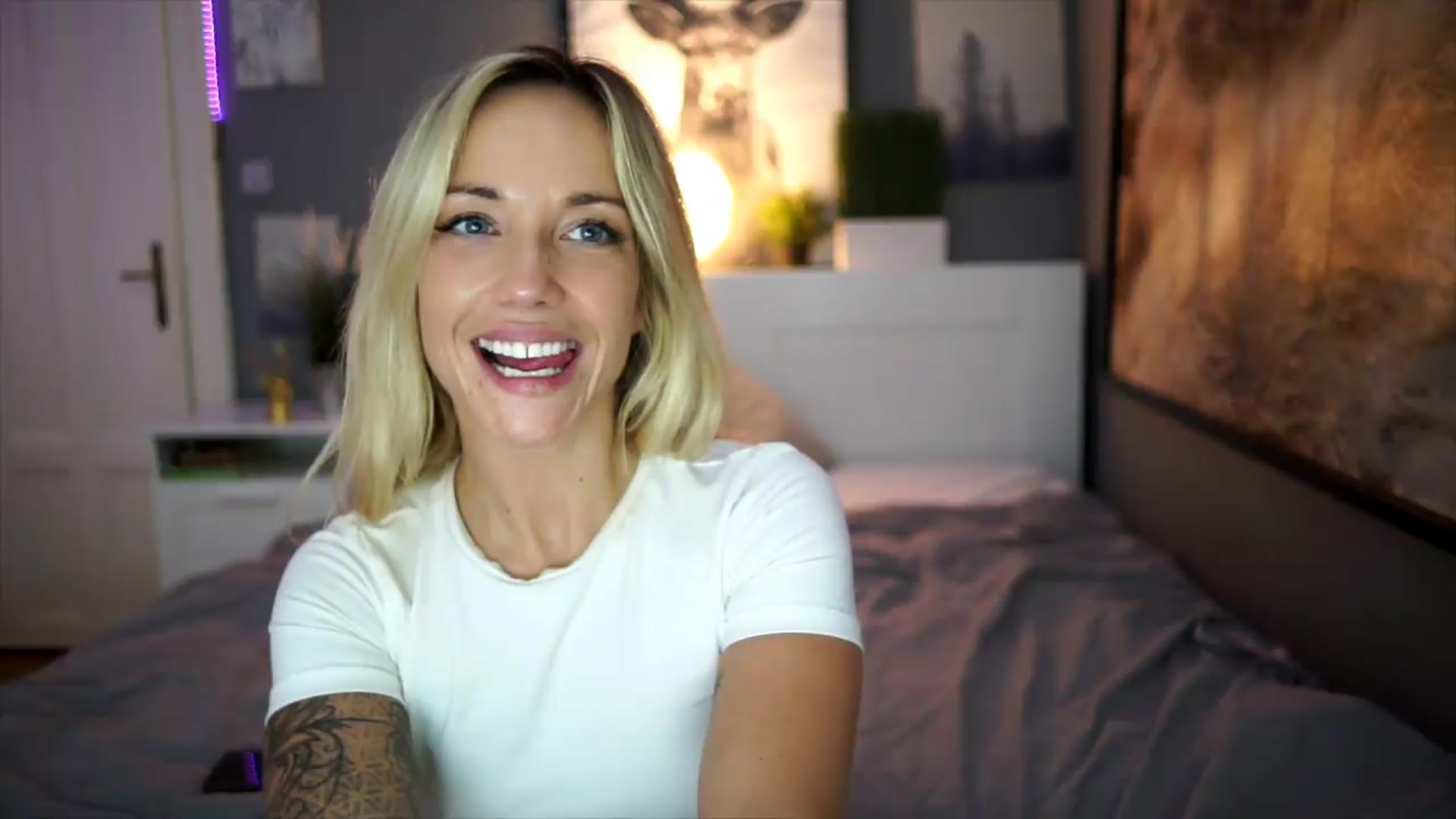 Gallery image thumbnail from Hotangelalli's myfreecams stream on, 09/03/2026, 03:30 image 18 of 20