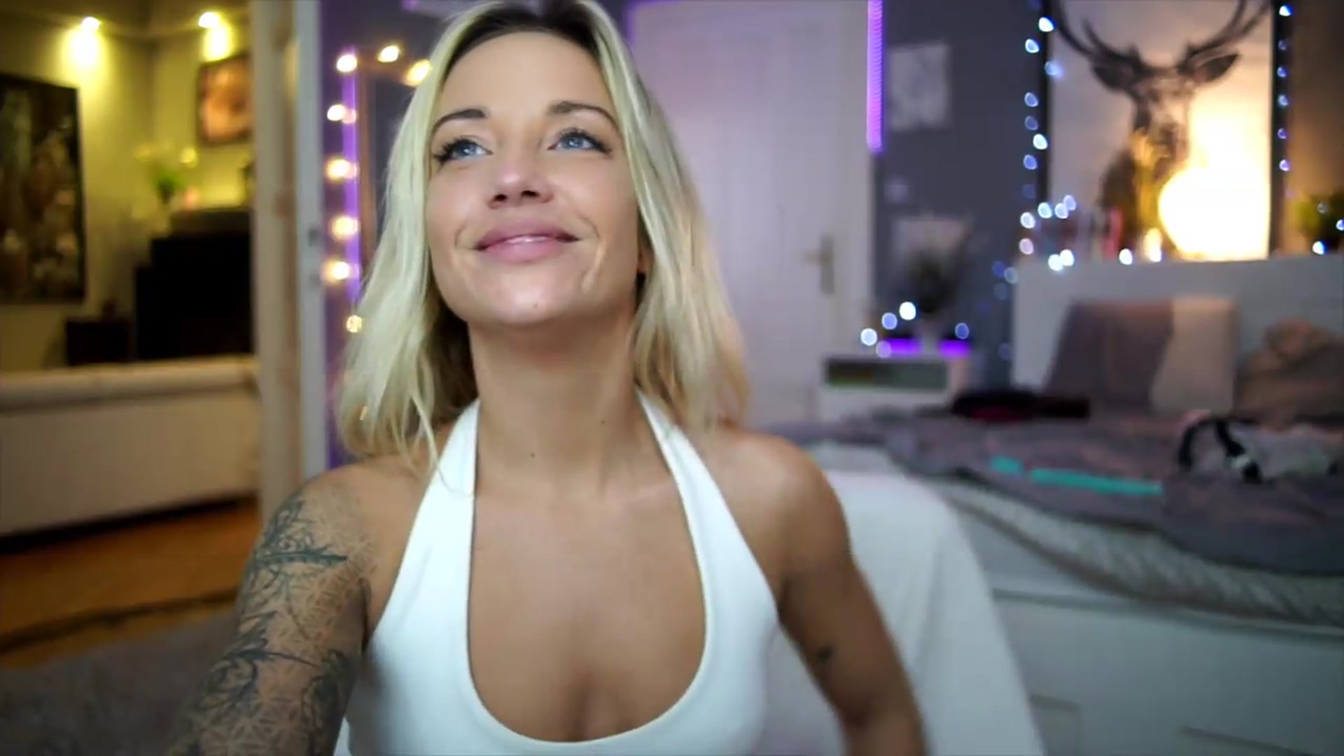 Gallery image thumbnail from Hotangelalli's myfreecams stream on, 09/07/2026, 04:17 image 7 of 20