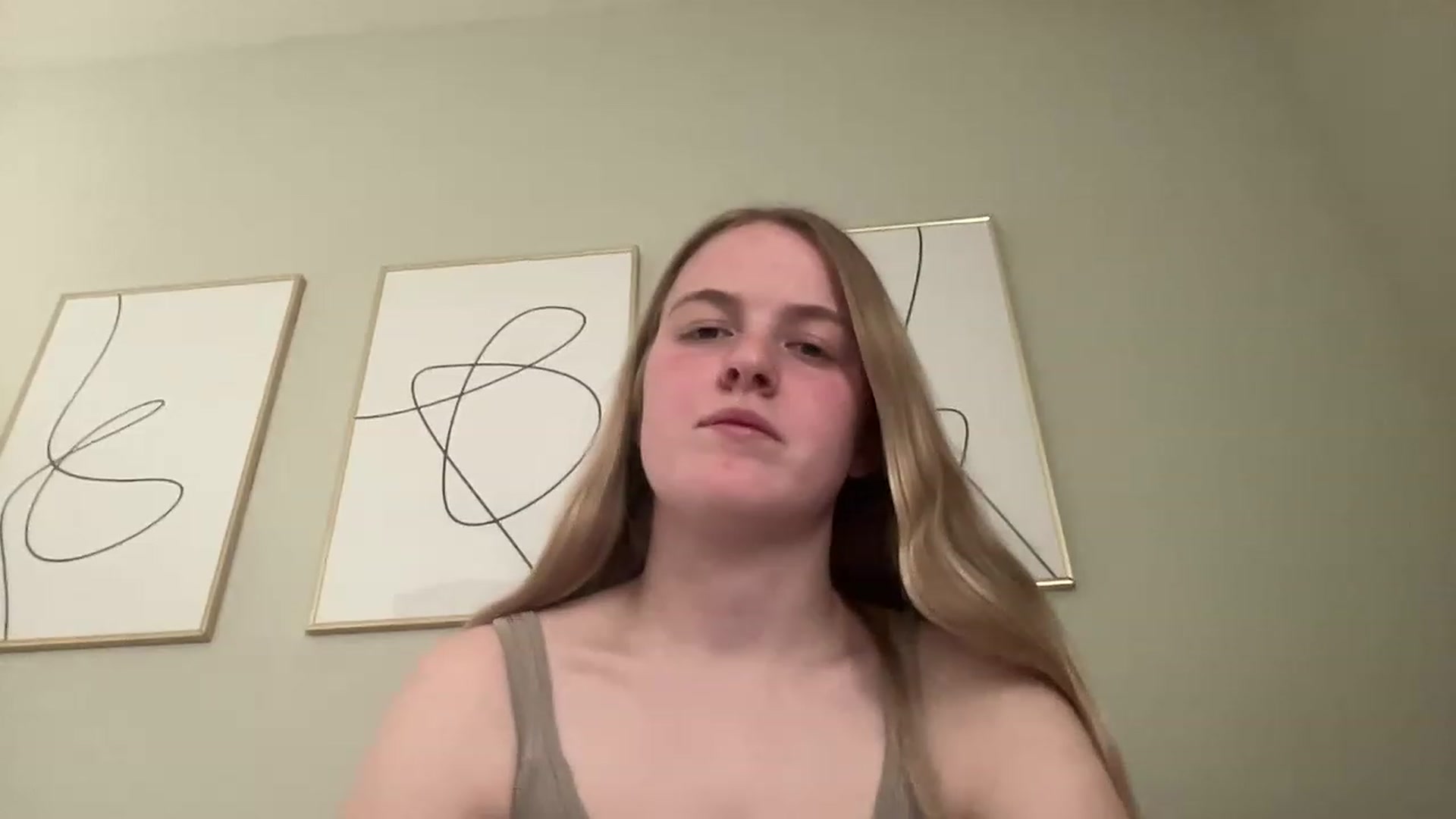 Gallery image thumbnail from Hotblonde44's myfreecams stream on, 03/30/2023, 23:01 image 3 of 20