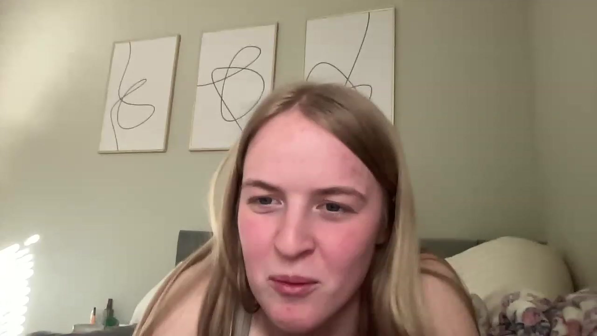 Gallery image thumbnail from Hotblonde44's myfreecams stream on, 03/30/2023, 23:01 image 9 of 20