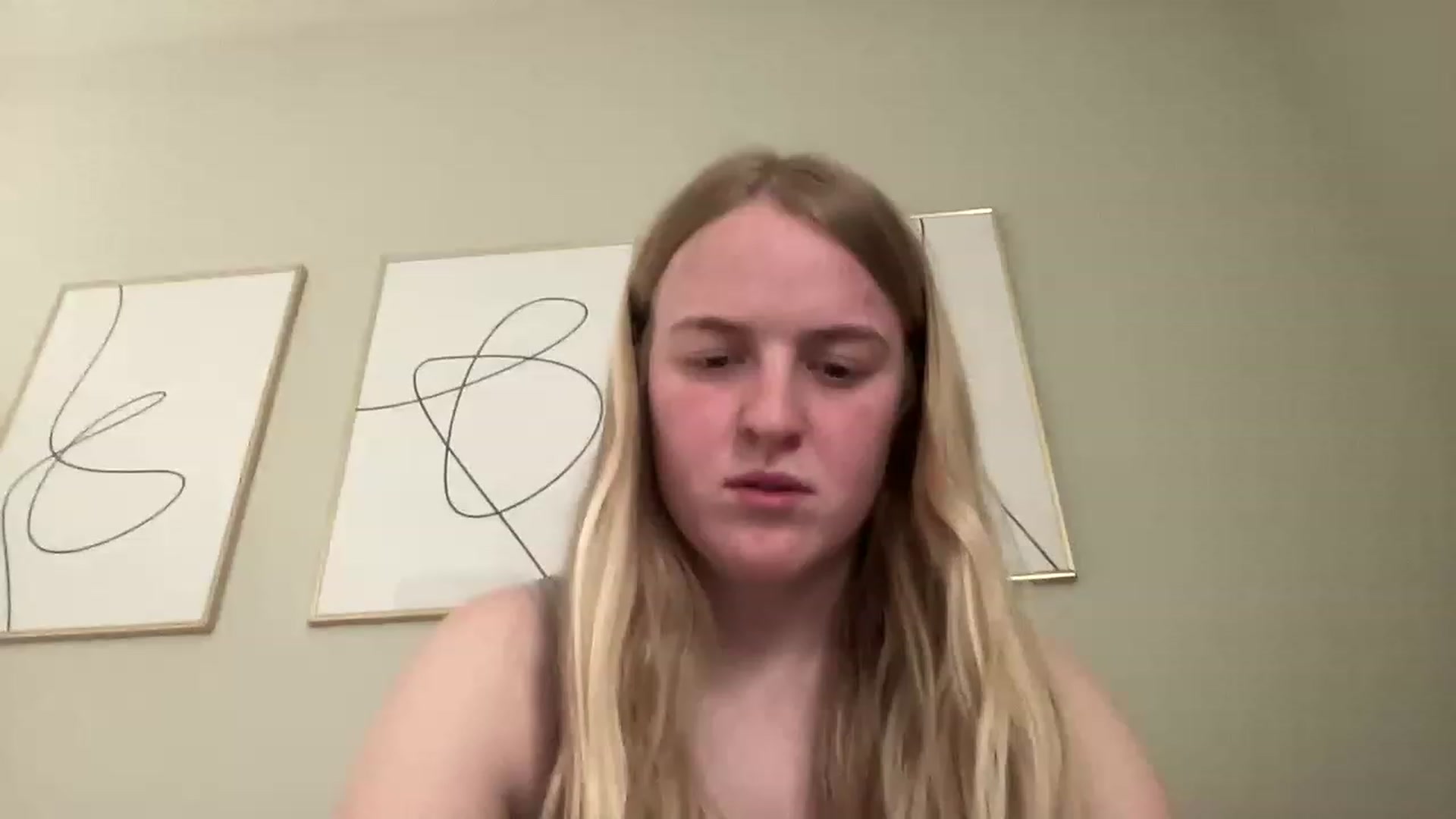 Gallery image thumbnail from Hotblonde44's myfreecams stream on, 03/30/2023, 23:01 image 1 of 20