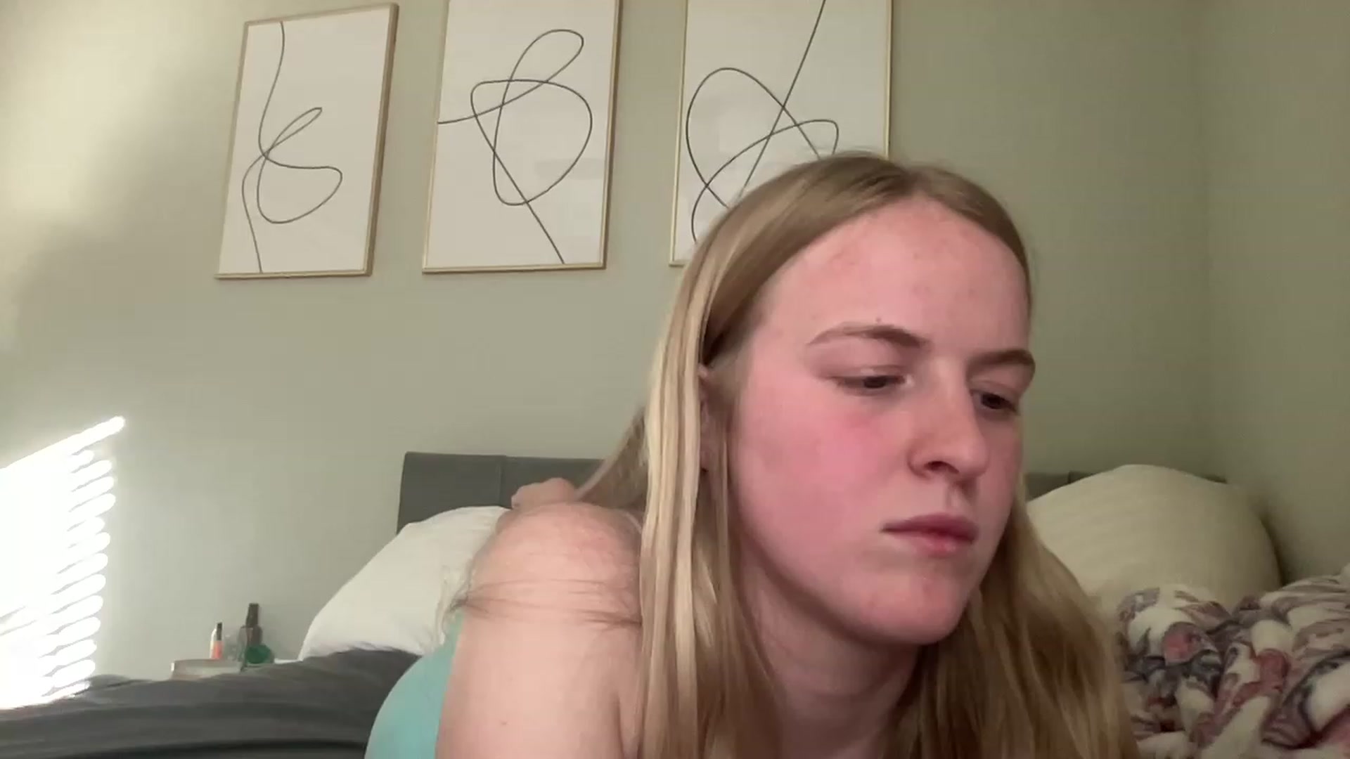 Gallery image thumbnail from Hotblonde44's myfreecams stream on, 03/30/2023, 23:01 image 17 of 20