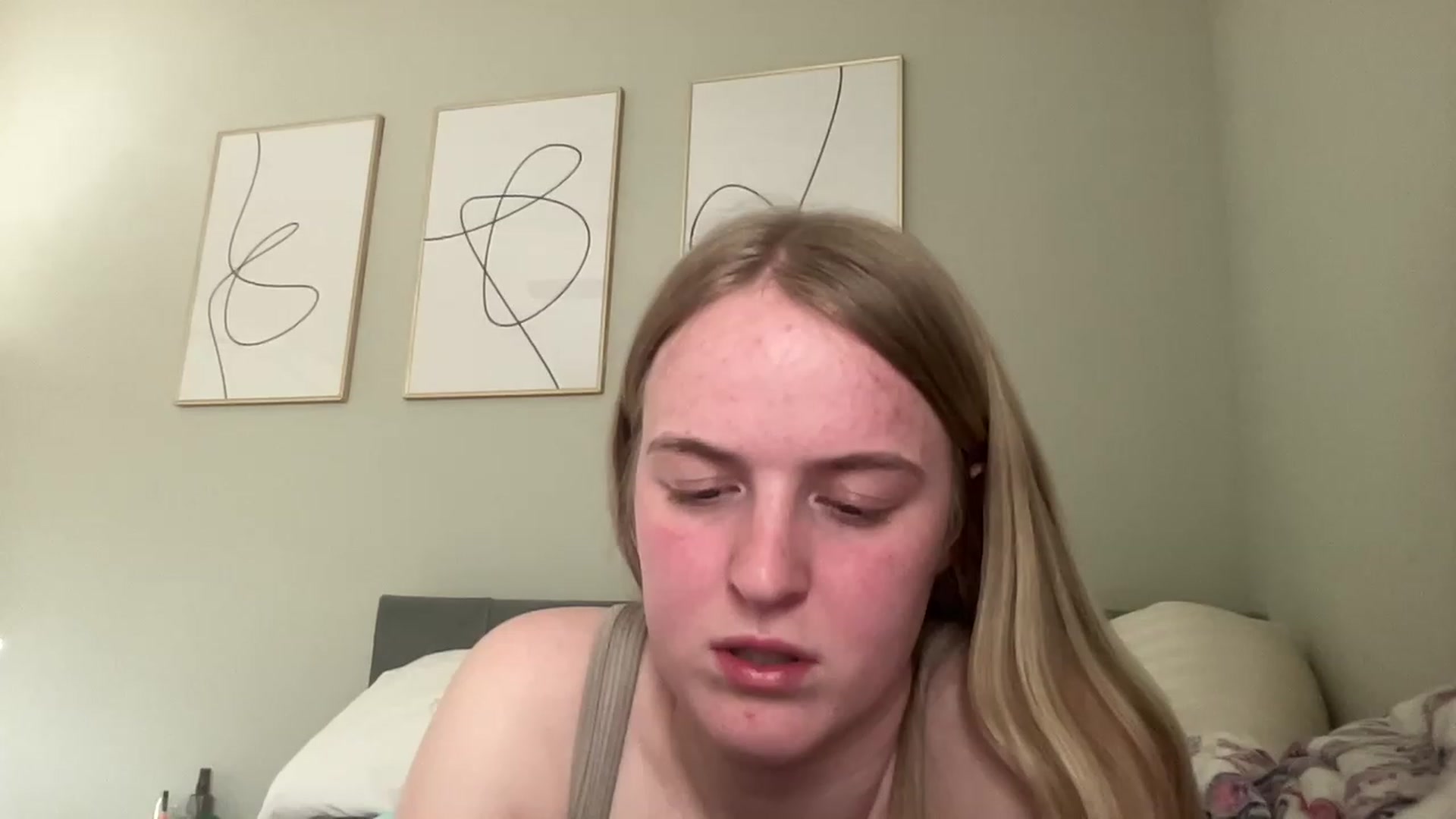 Gallery image thumbnail from Hotblonde44's myfreecams stream on, 03/30/2023, 23:01 image 5 of 20