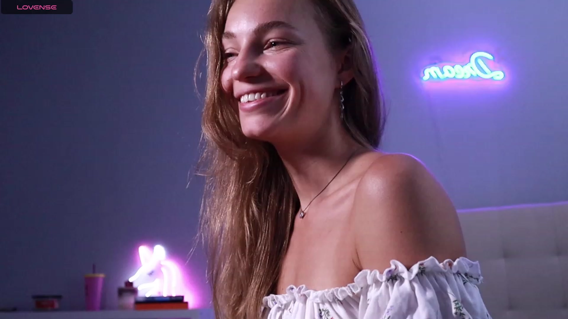 Gallery image thumbnail from Hotfound404's myfreecams stream on, 09/22/2023, 21:10 image 18 of 20