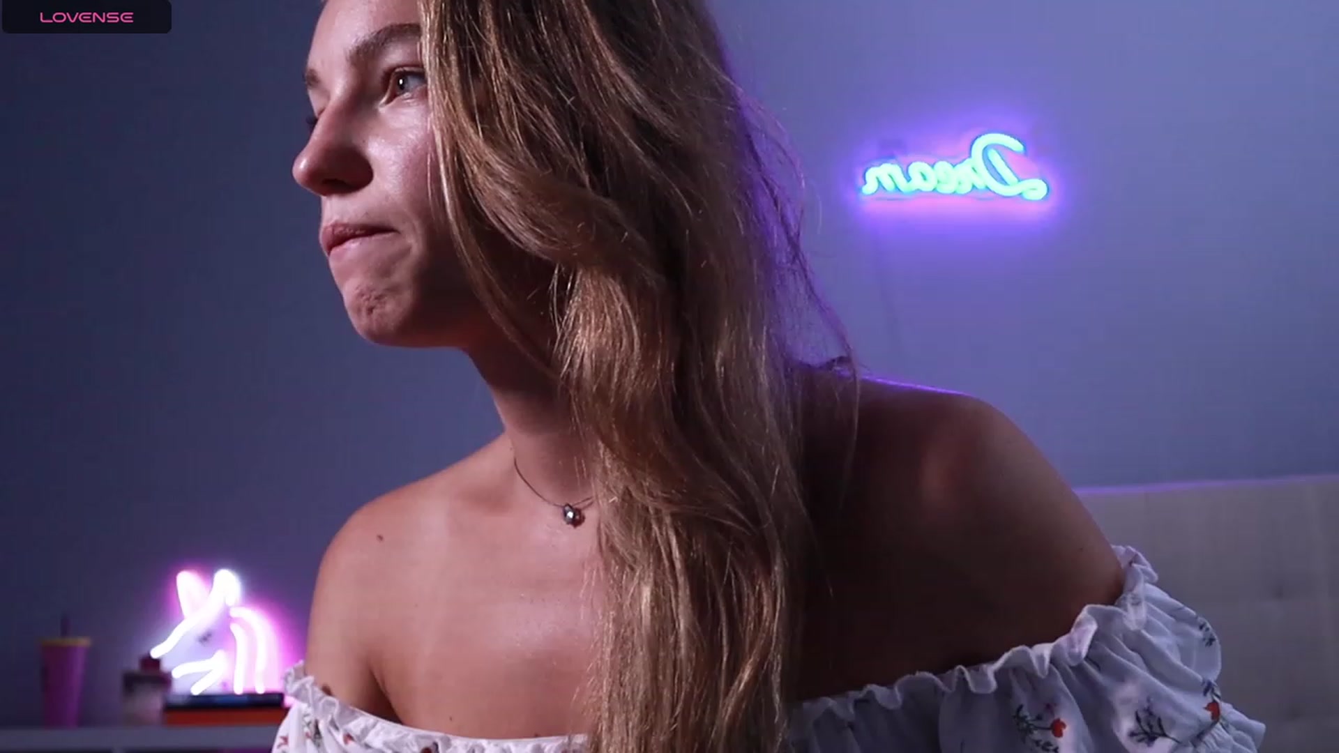 Gallery image thumbnail from Hotfound404's myfreecams stream on, 09/22/2023, 21:10 image 8 of 20