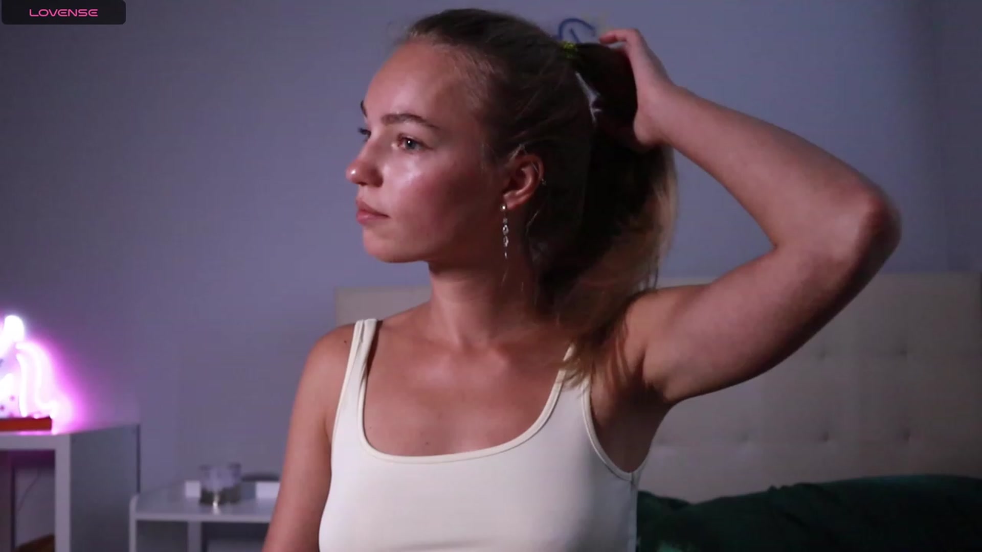 Gallery image thumbnail from Hotfound404's myfreecams stream on, 09/27/2023, 21:04 image 1 of 20